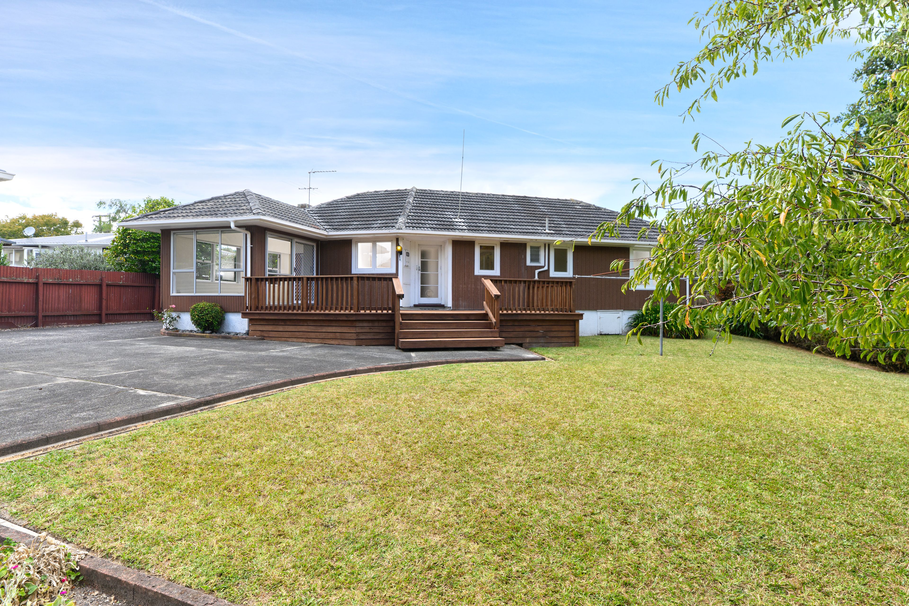 42 Maui Pomare Street, Blockhouse Bay, Auckland City