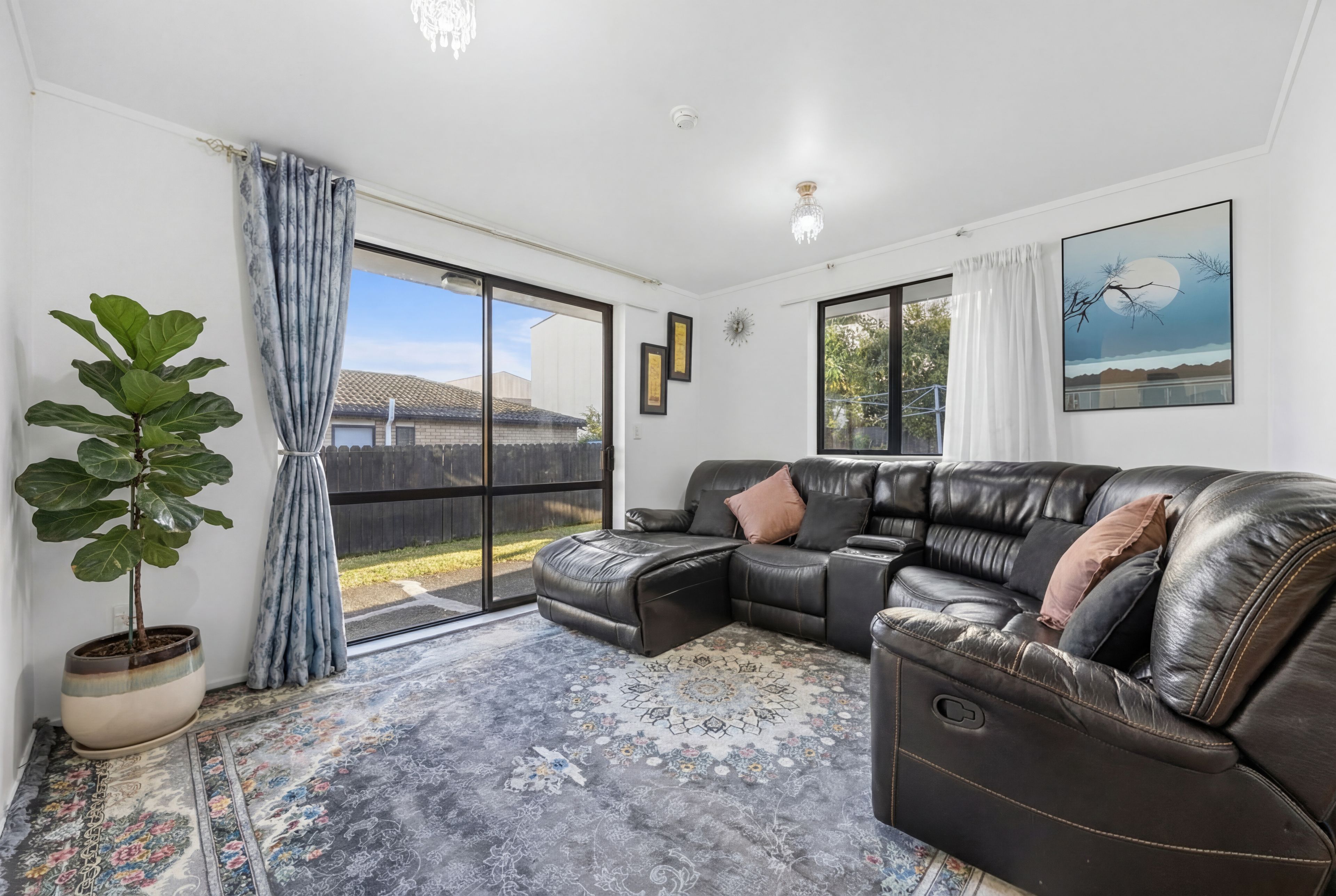 29 Woodbank Drive, Glen Eden, Waitakere City