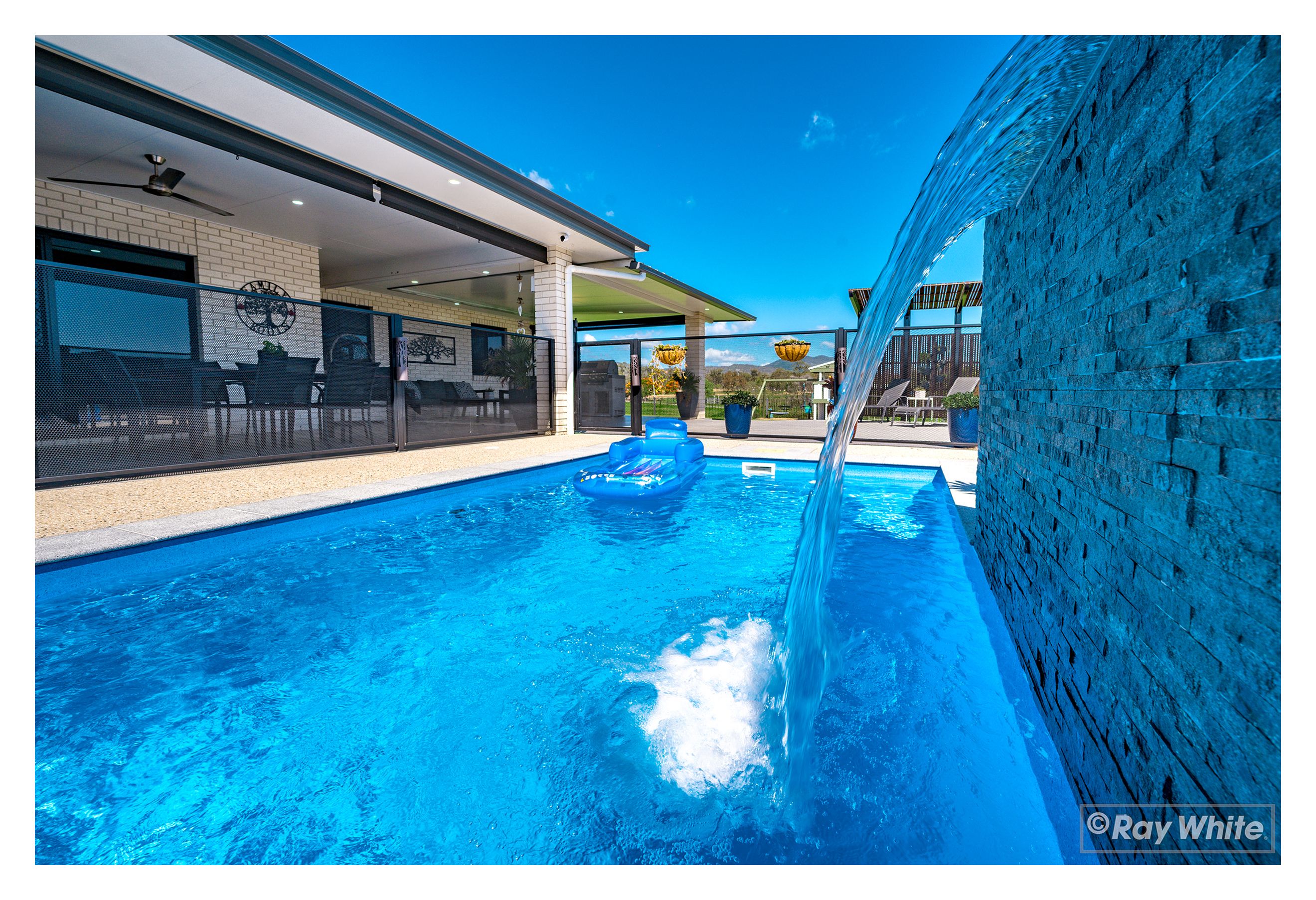 27 Tomtit Avenue, Parkhurst QLD 4702