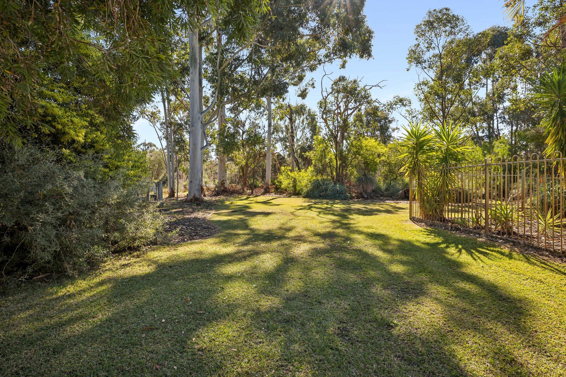 15 Wolfe Road, Banjup, WA 6164