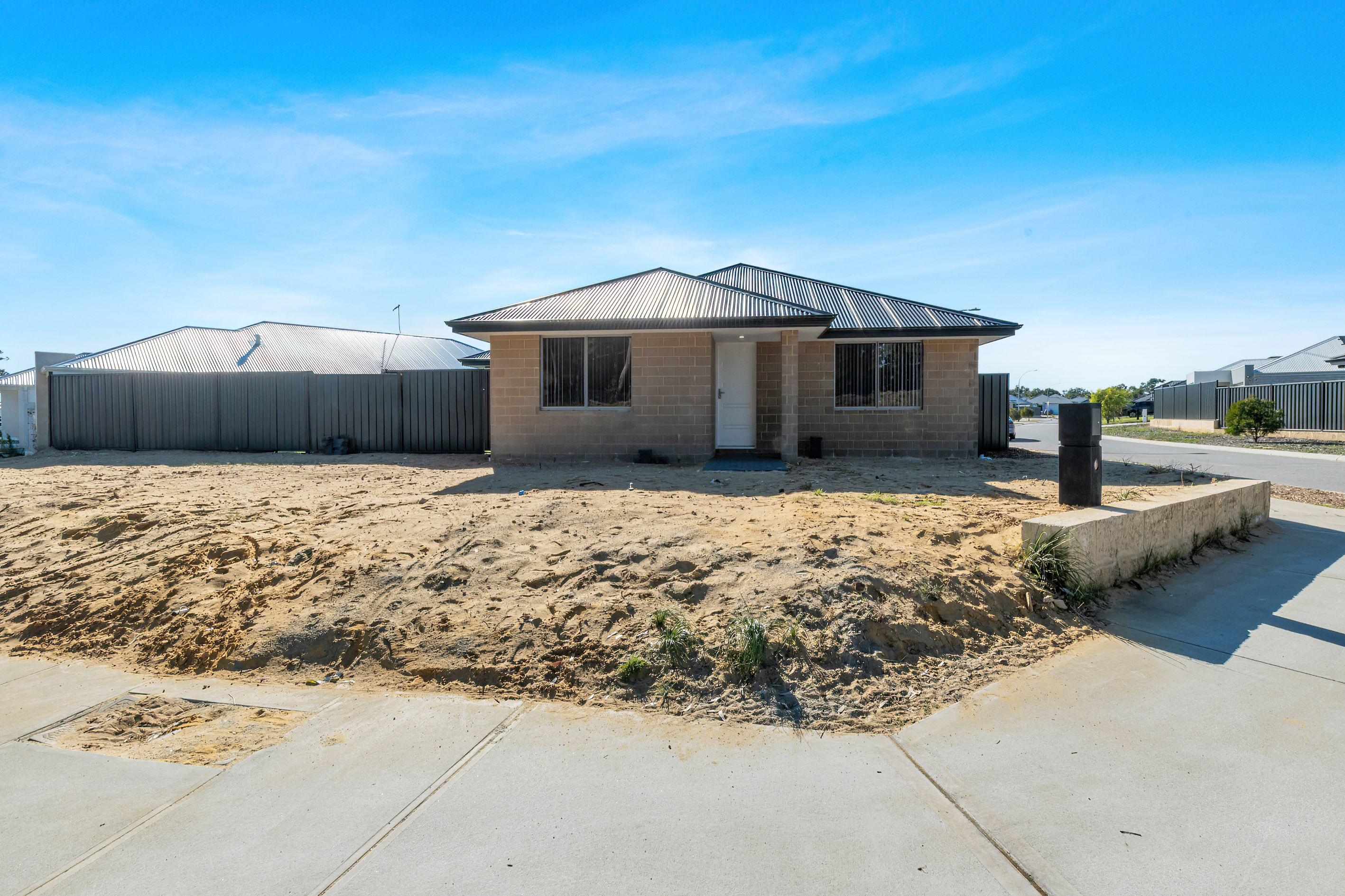 344 Lake Valley Drive, Lakelands, WA 6180