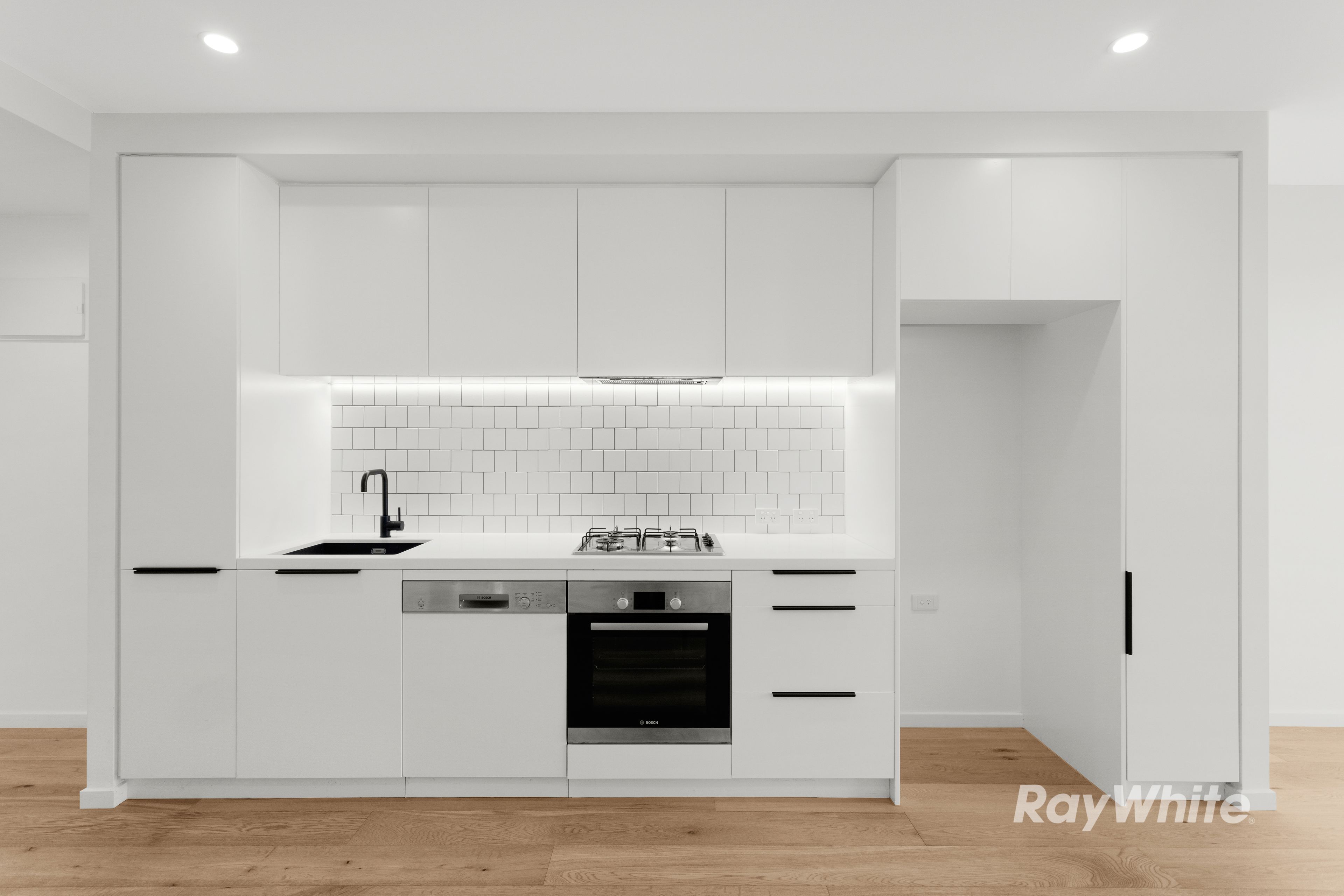 311/316 Neerim Road, Carnegie, VIC 3163