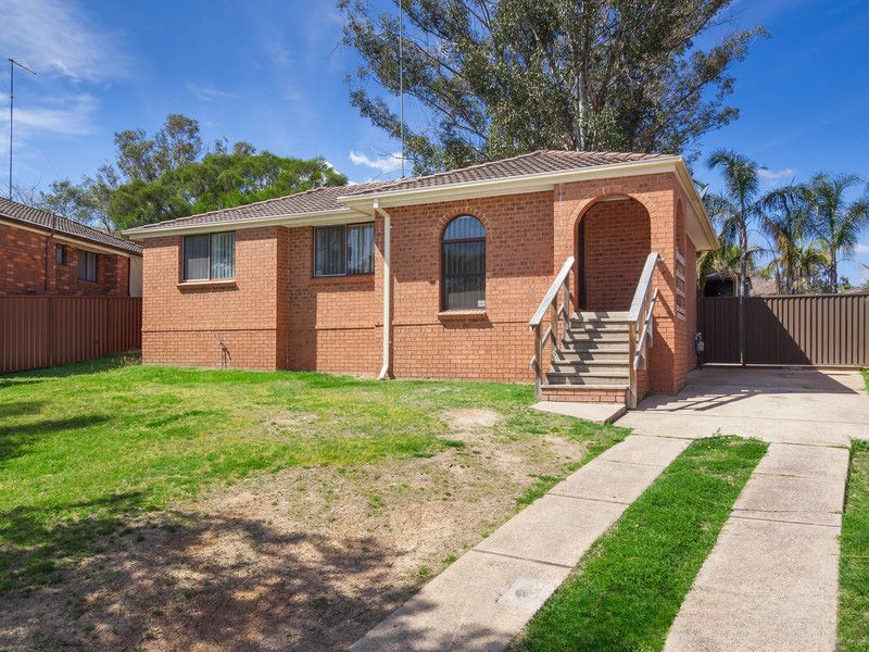 10 Rosella Place, Cranebrook, NSW 2749