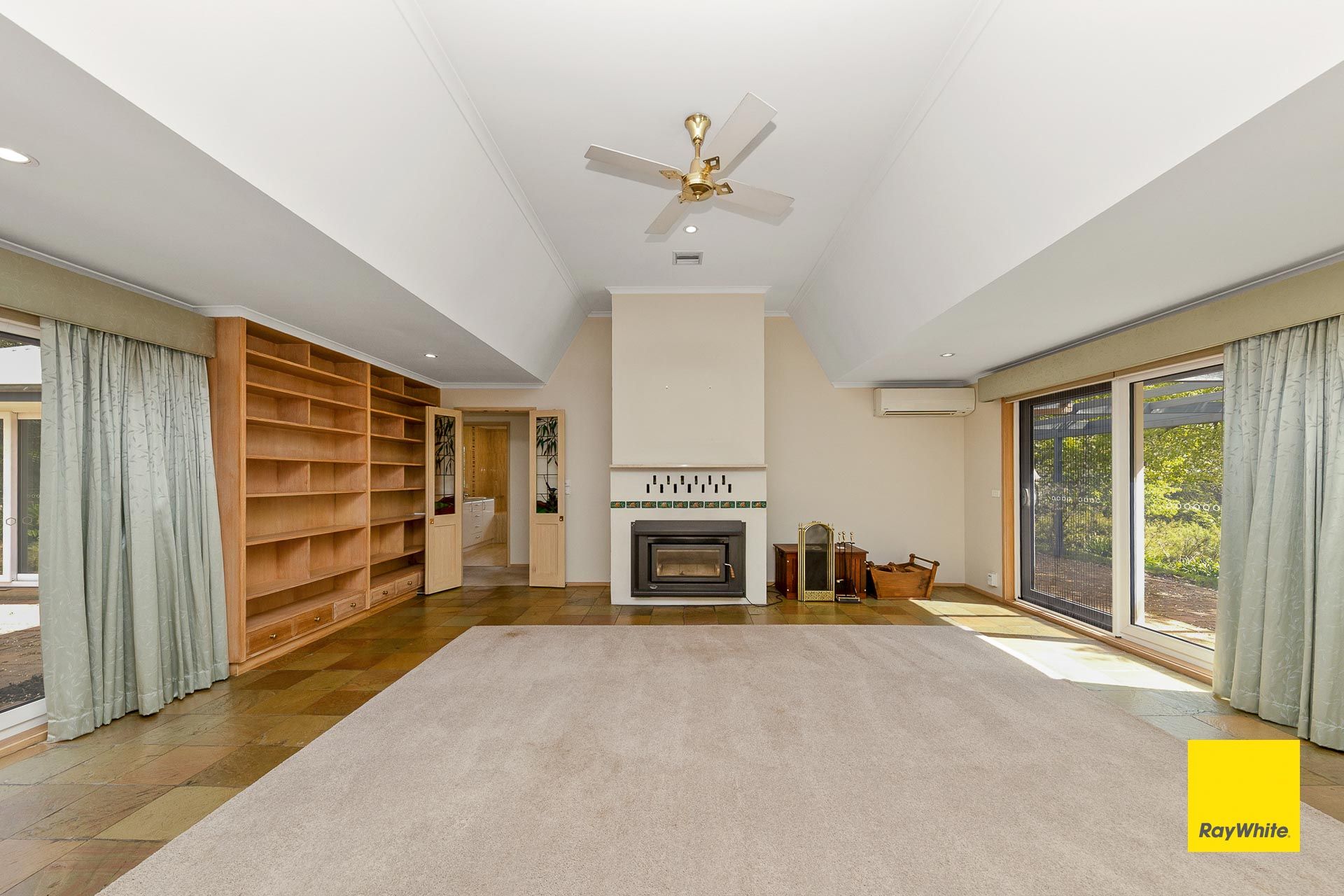 305 Shingle Hill Way — photo 2 of 30