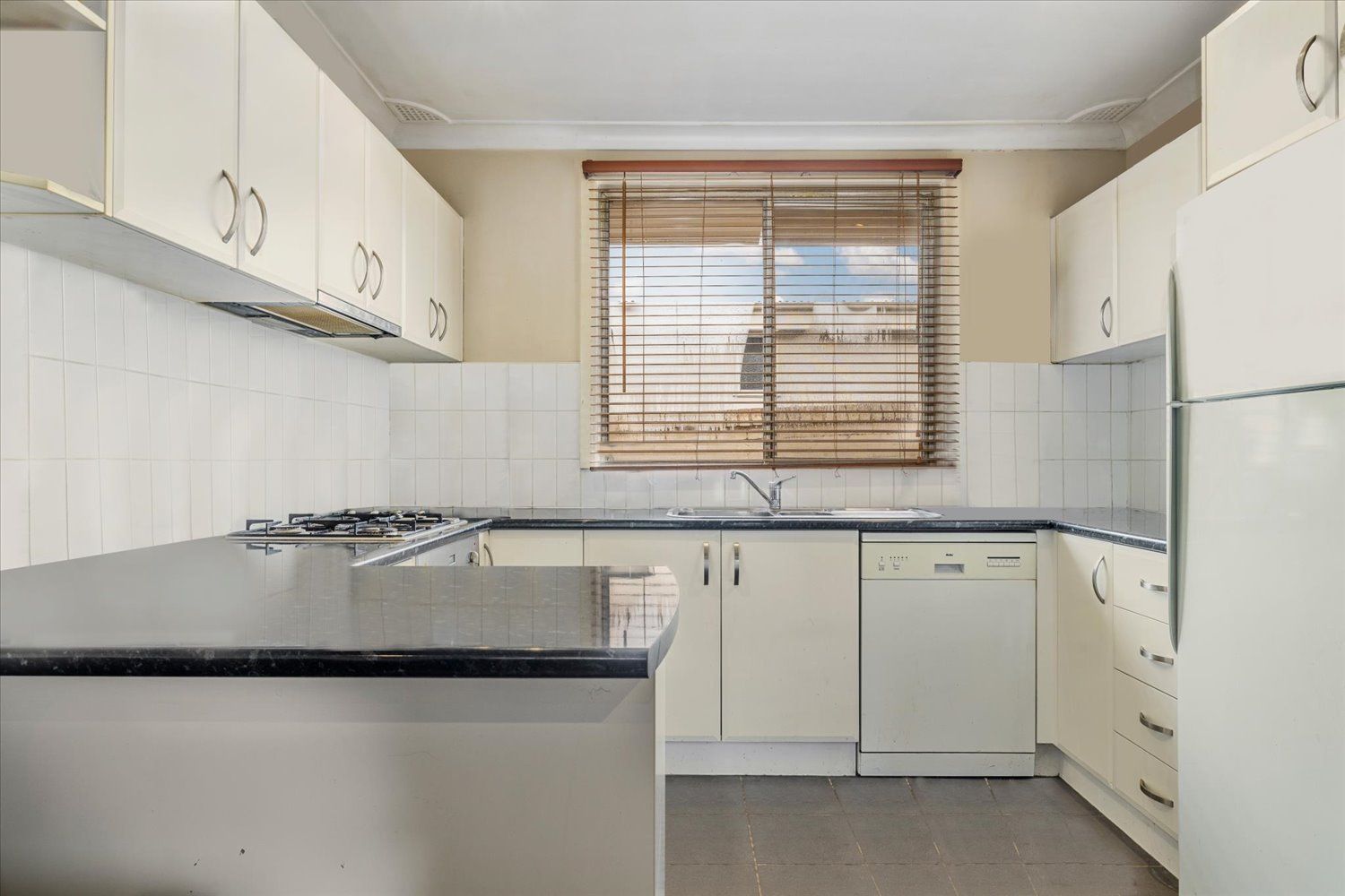 4/8 Cowper Street, Goulburn, NSW 2580