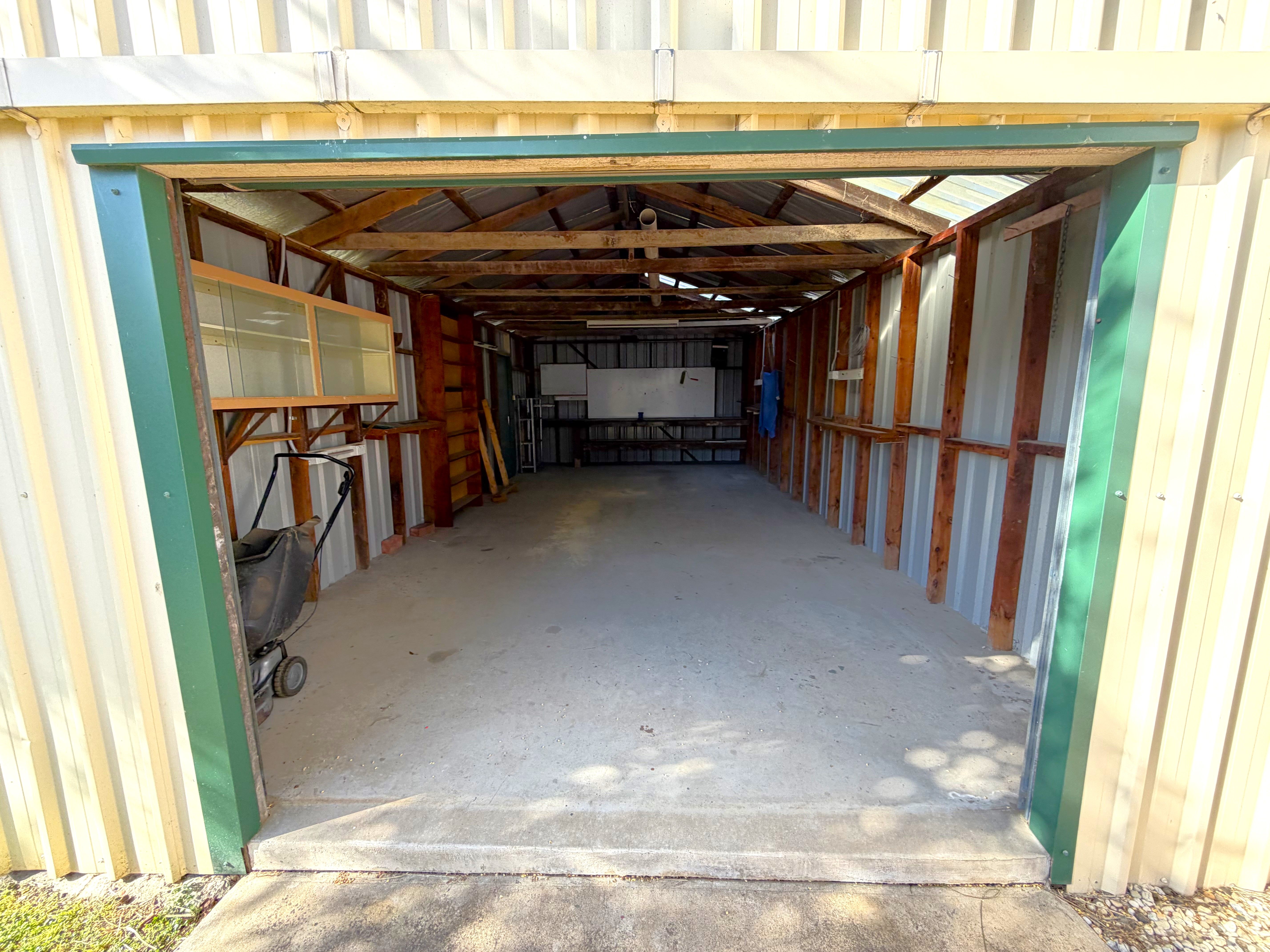 425 Wilkinson Street — photo 10 of 11