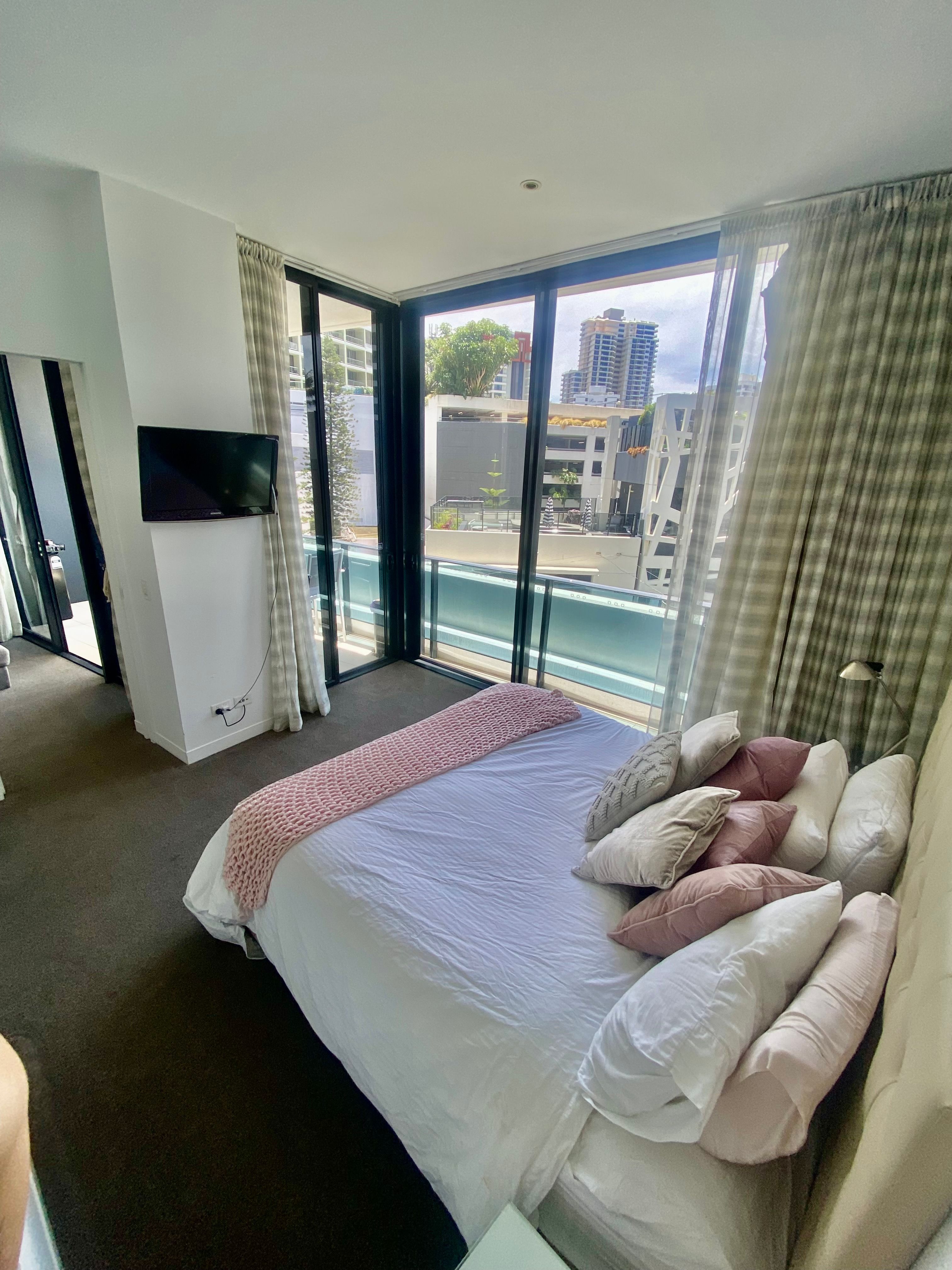 20304/21 Elizabeth Avenue, Broadbeach, QLD 4218