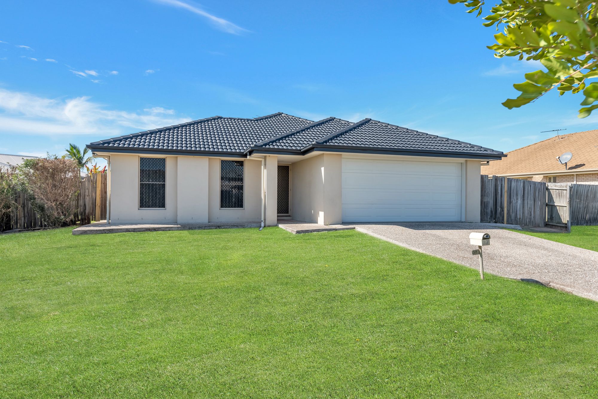 37 Baden Jones Way , North Booval QLD 4304