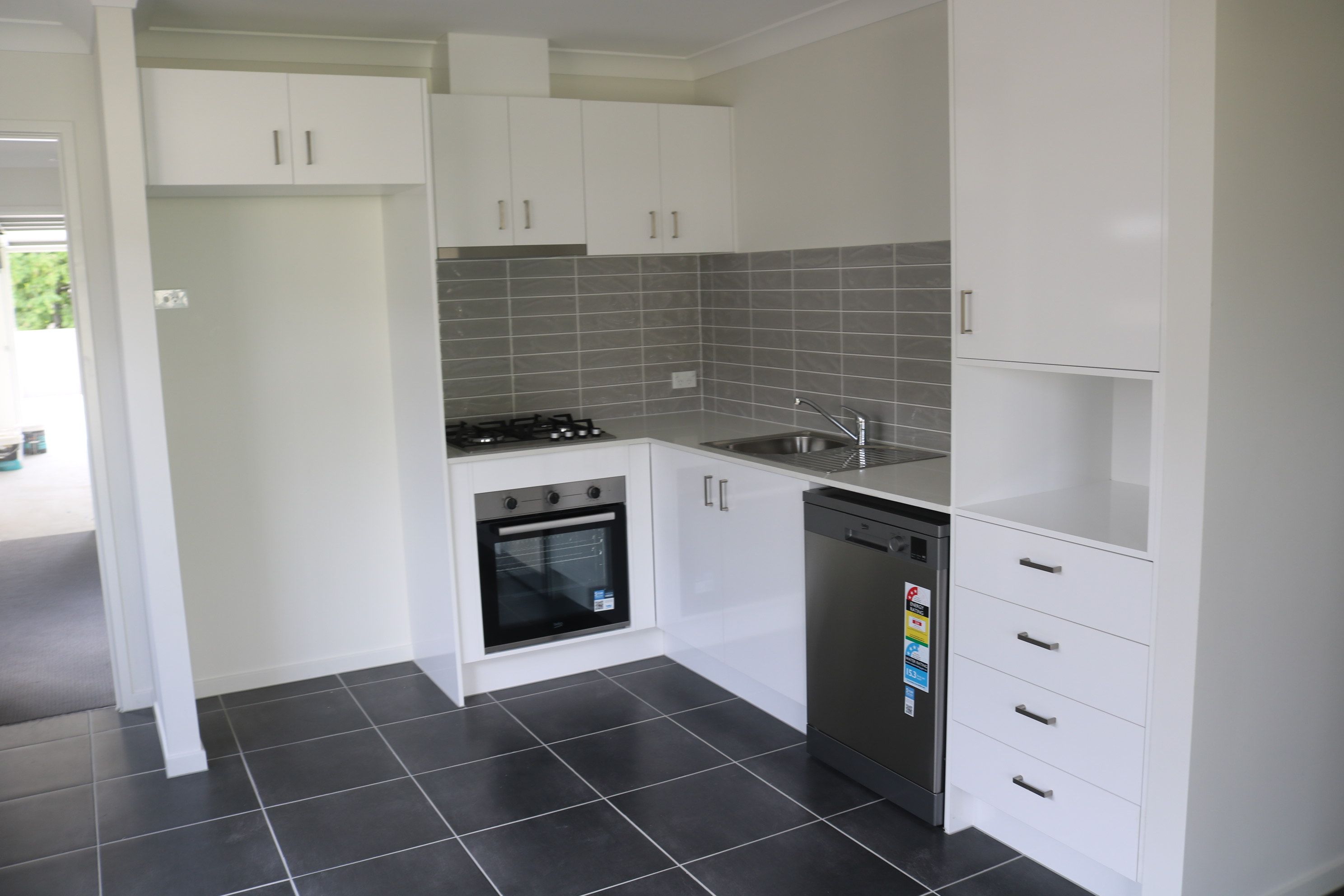 40B Evergreen Avenue, Loganlea, QLD 4131