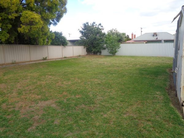 104 Hunter Street, Deniliquin, NSW 2710