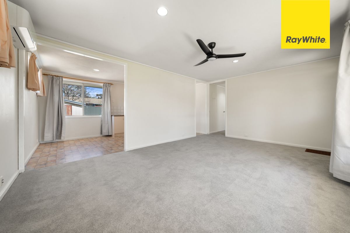 23 Luehmann Street — photo 4 of 17