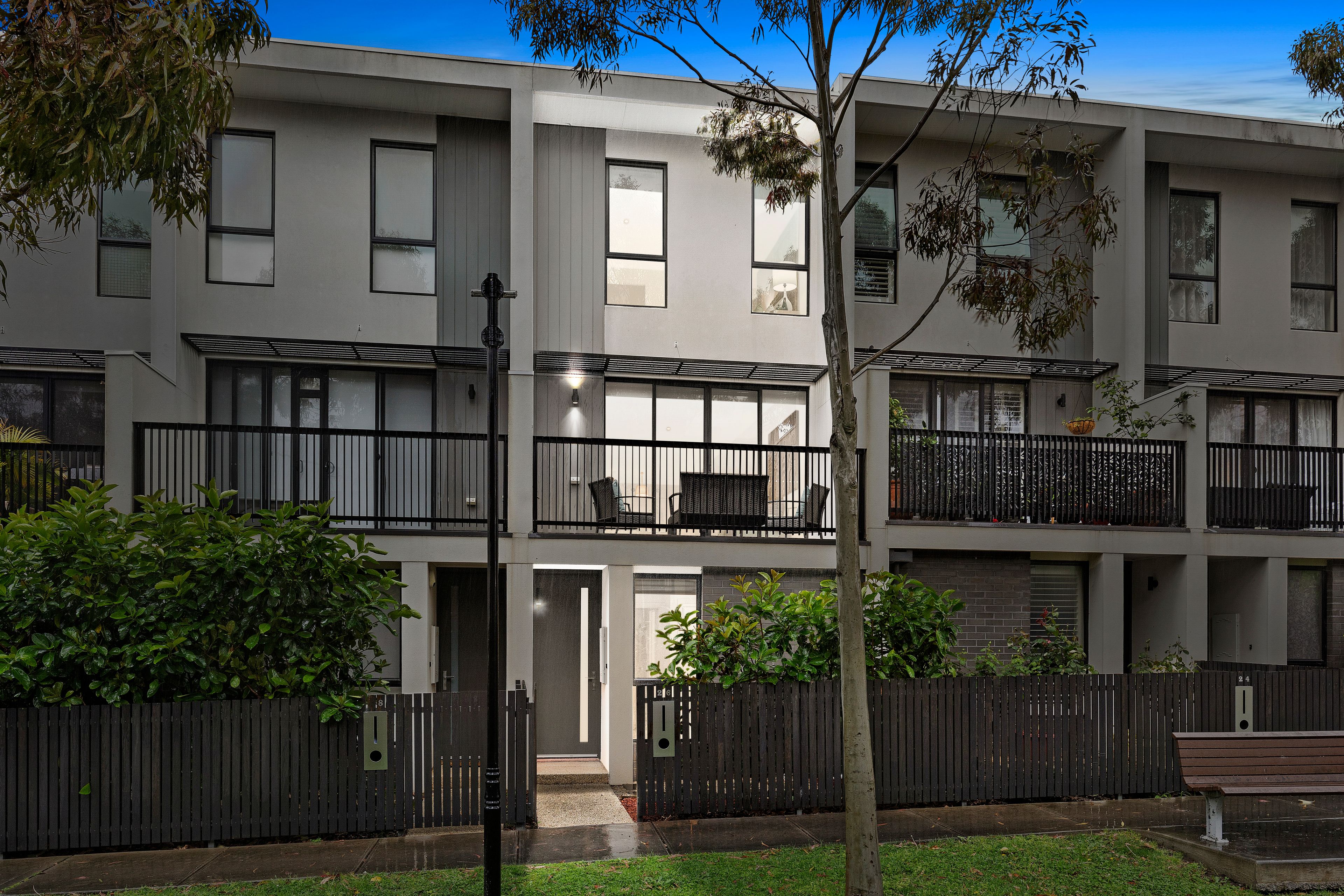 26 Central Park Walk, Cheltenham, VIC 3192
