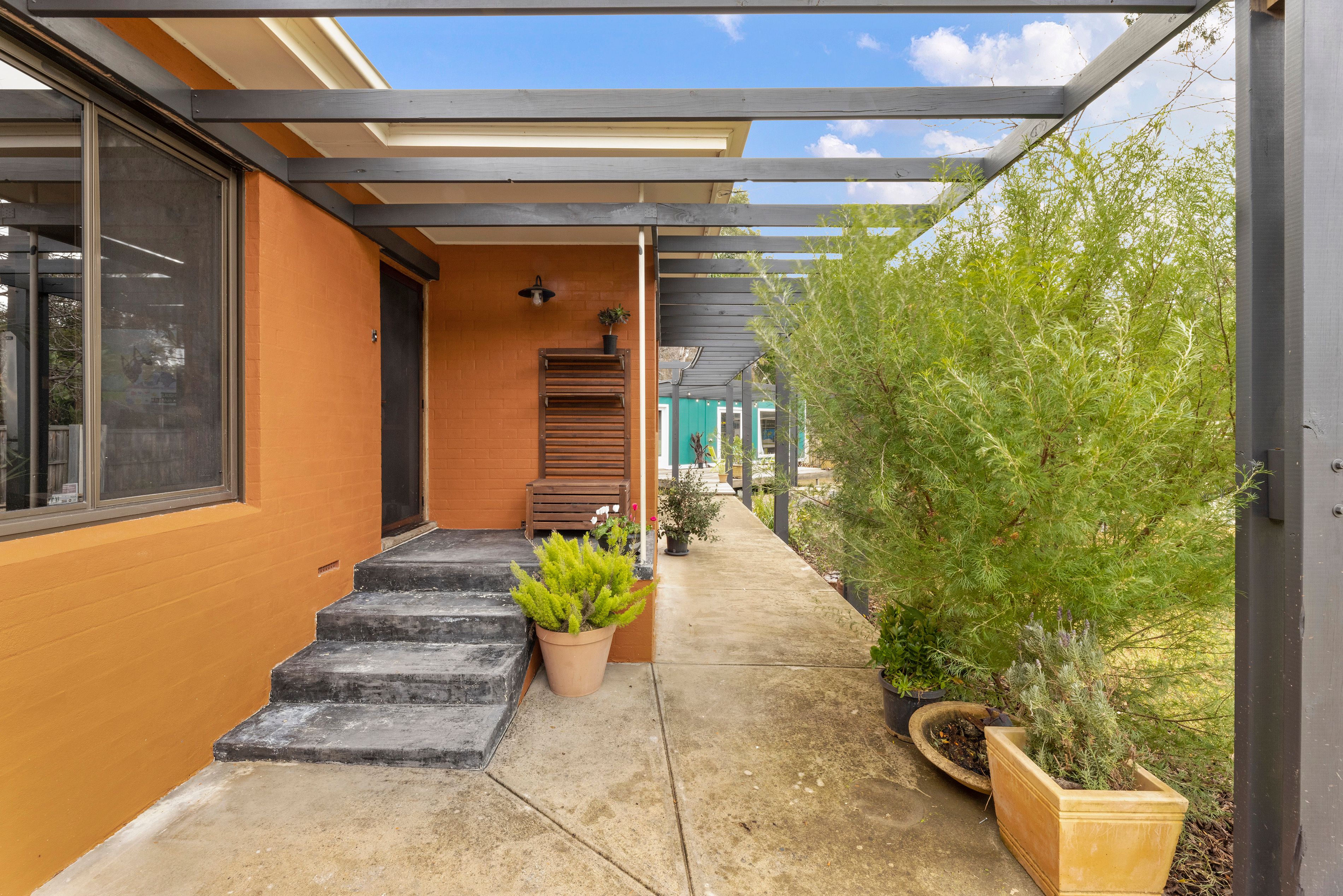 17 Sherwood Drive, Redwood Park, SA 5097