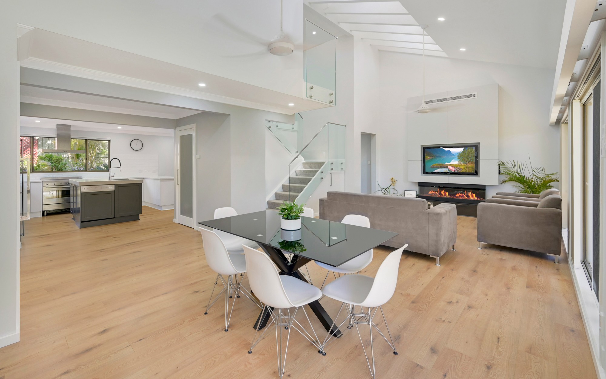 61 Hurricane Drive, Raby, NSW 2566