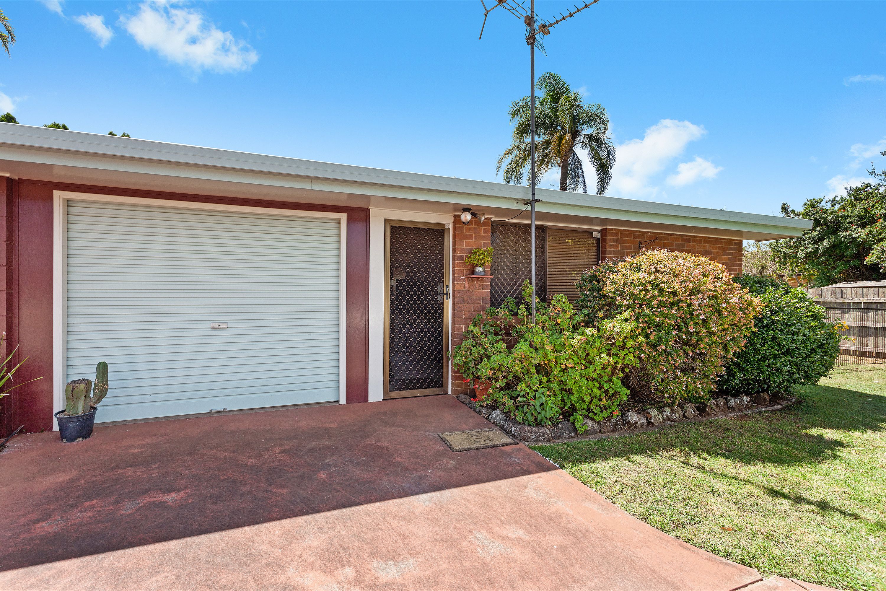 17 Nugent Crescent, Wilsonton, QLD 4350