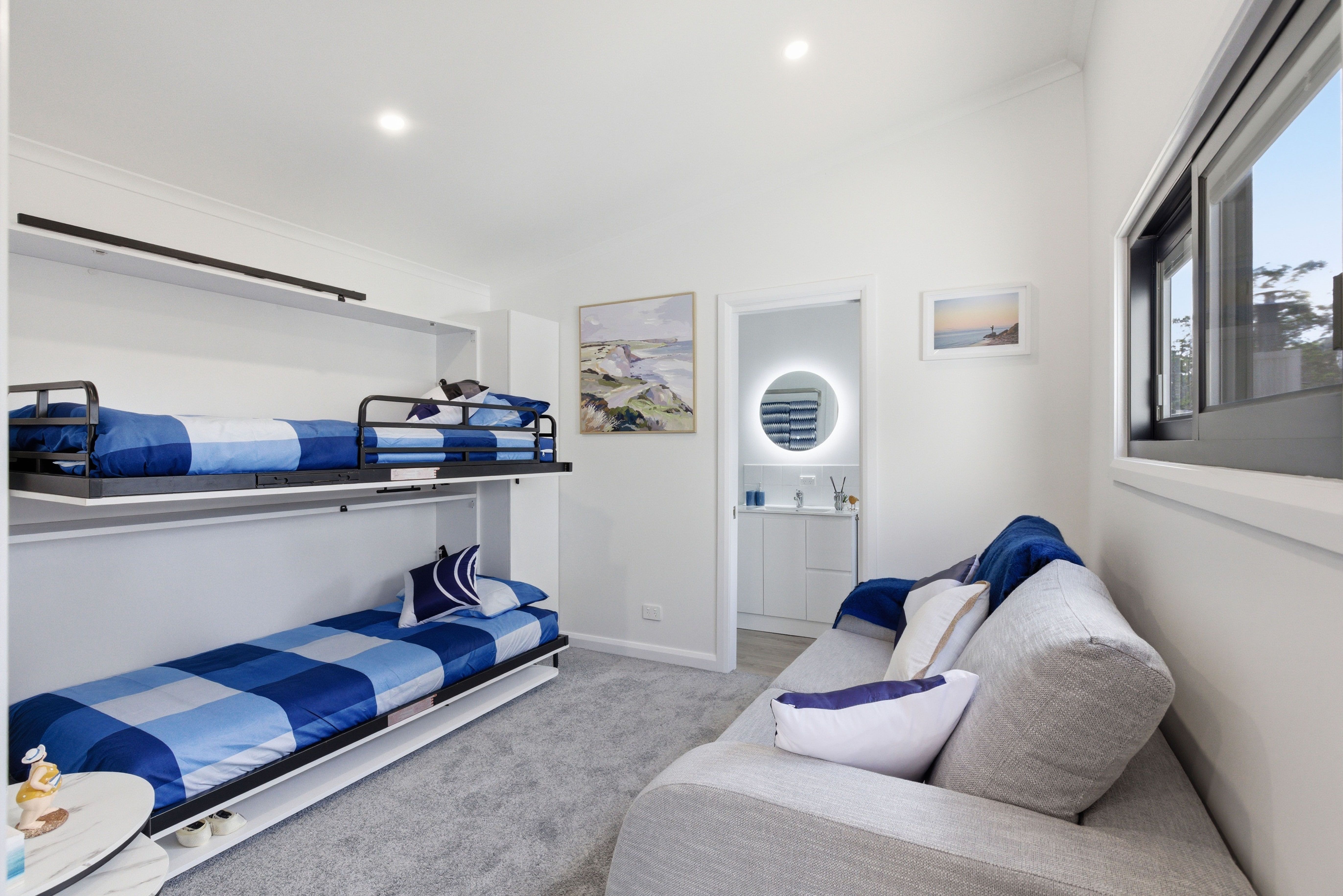 21 Warner Road — photo 16 of 30