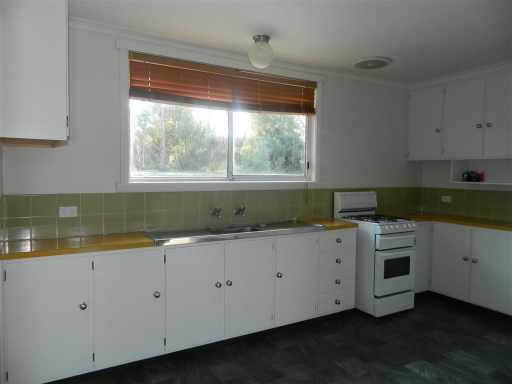 5 Anstey Street — photo 3 of 7