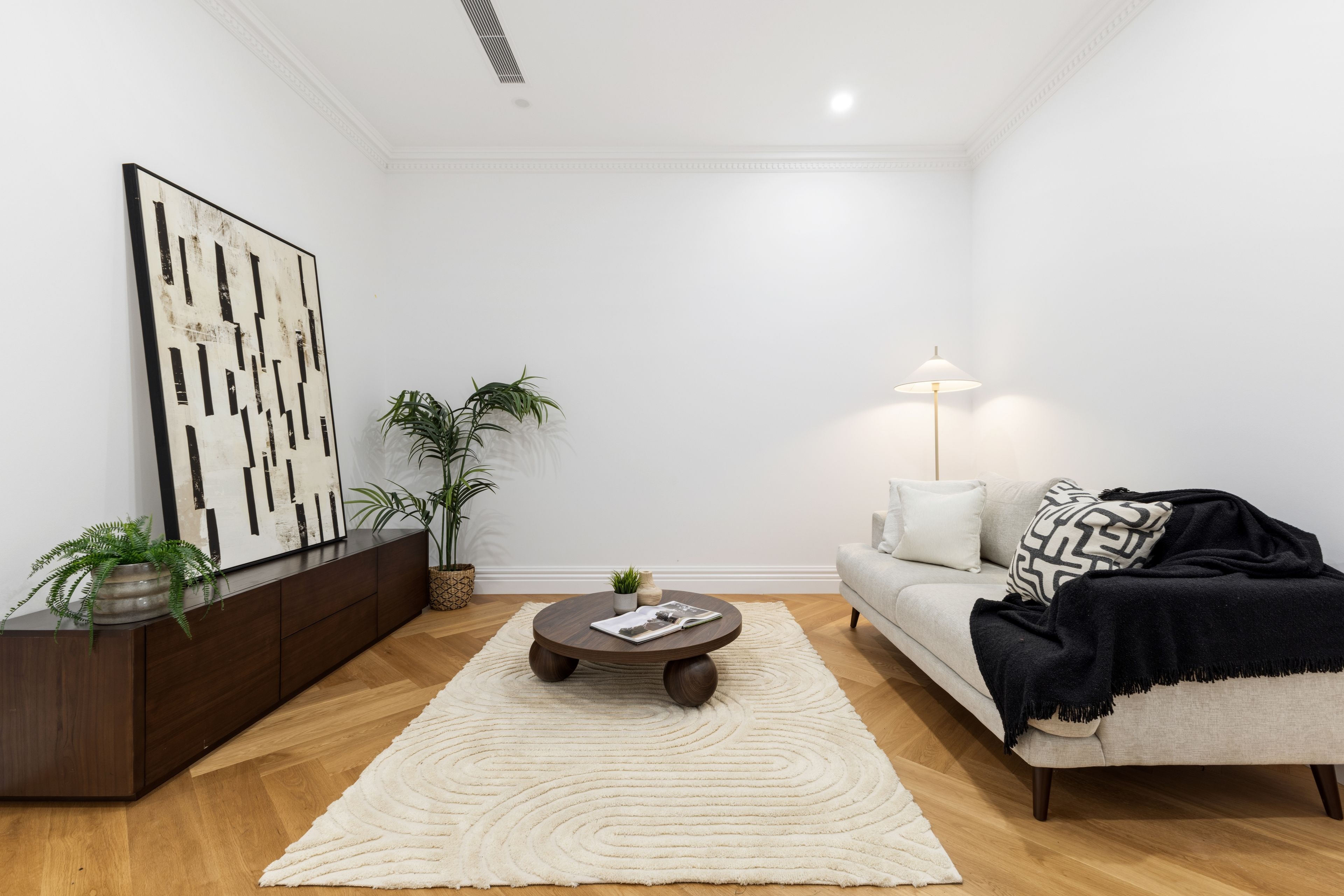 91A Winmalee Drive — photo 7 of 19