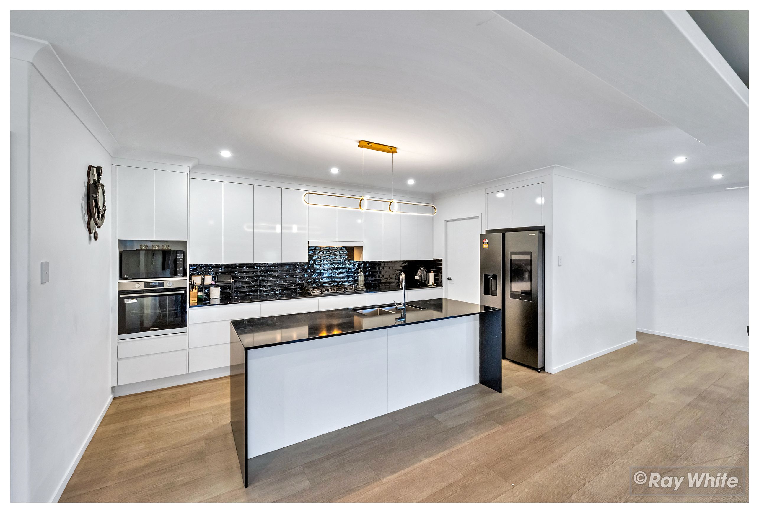 Norman Gardens, QLD 4701