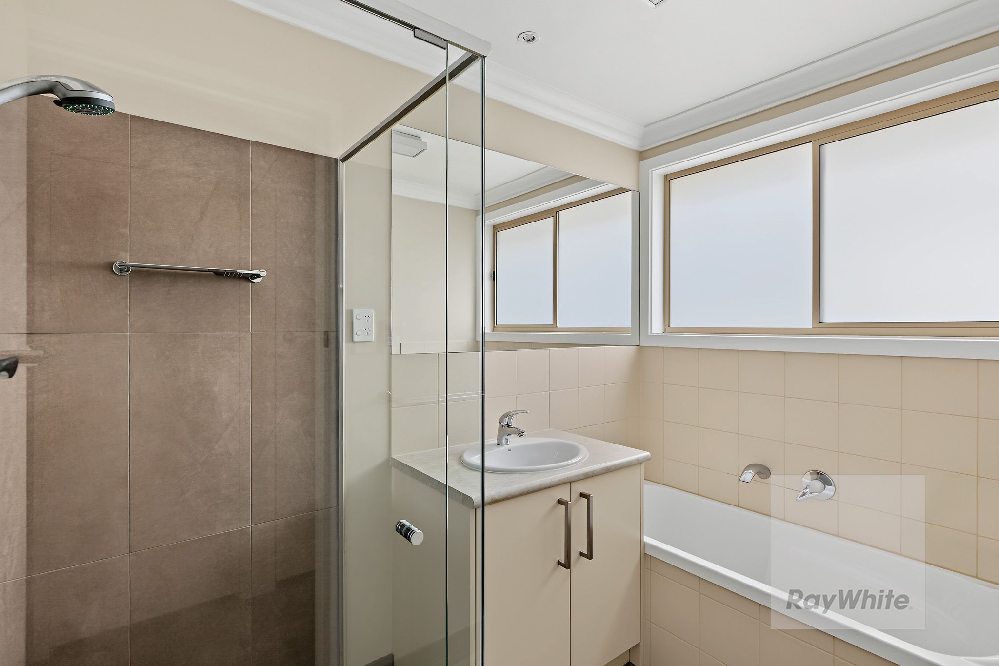 18 Belair Court — photo 10 of 15