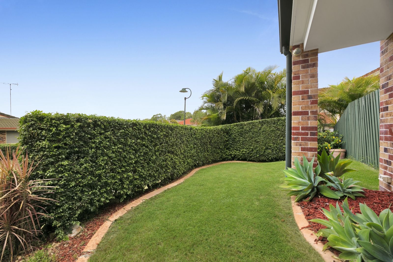 2/4 Parklake Drive, Mudgeeraba, QLD 4213