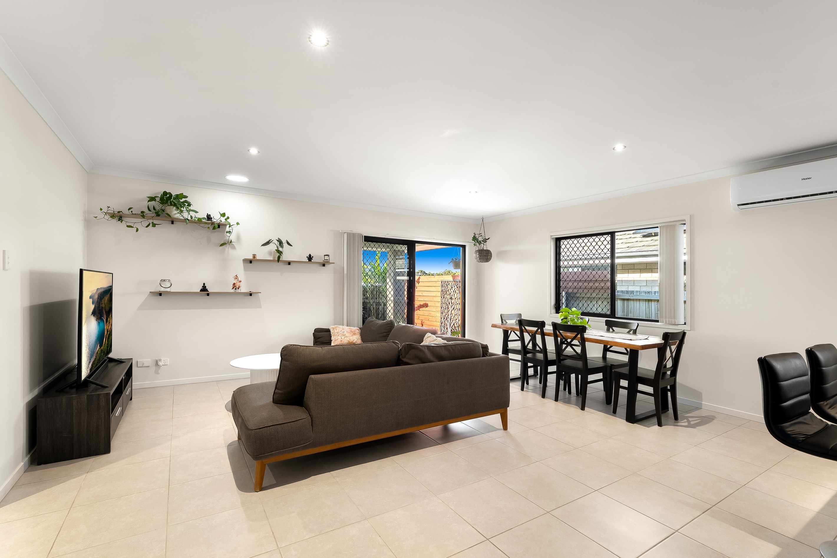 27 Crest Street, Narangba, QLD 4504