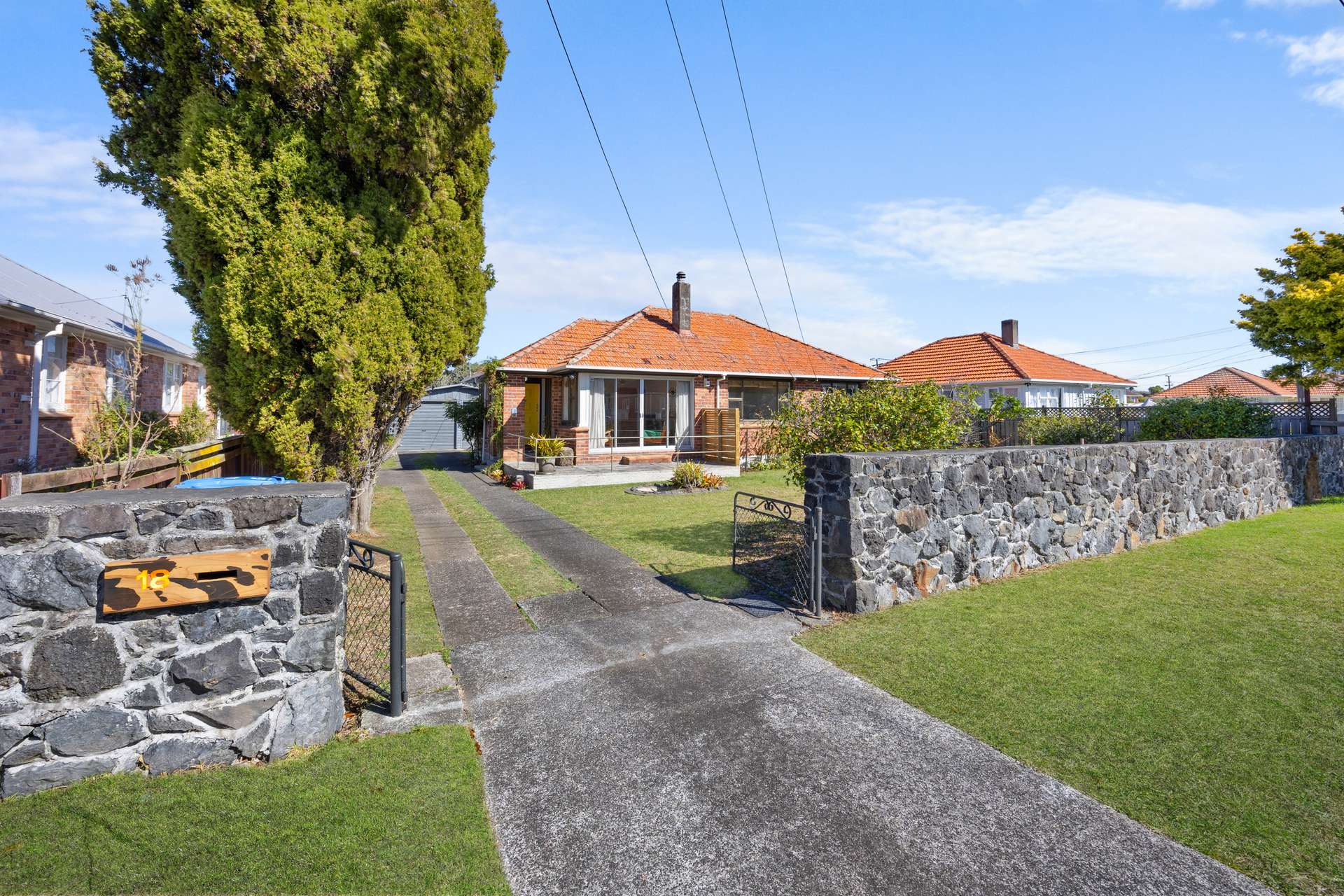 18 Parkinson Avenue photo 14