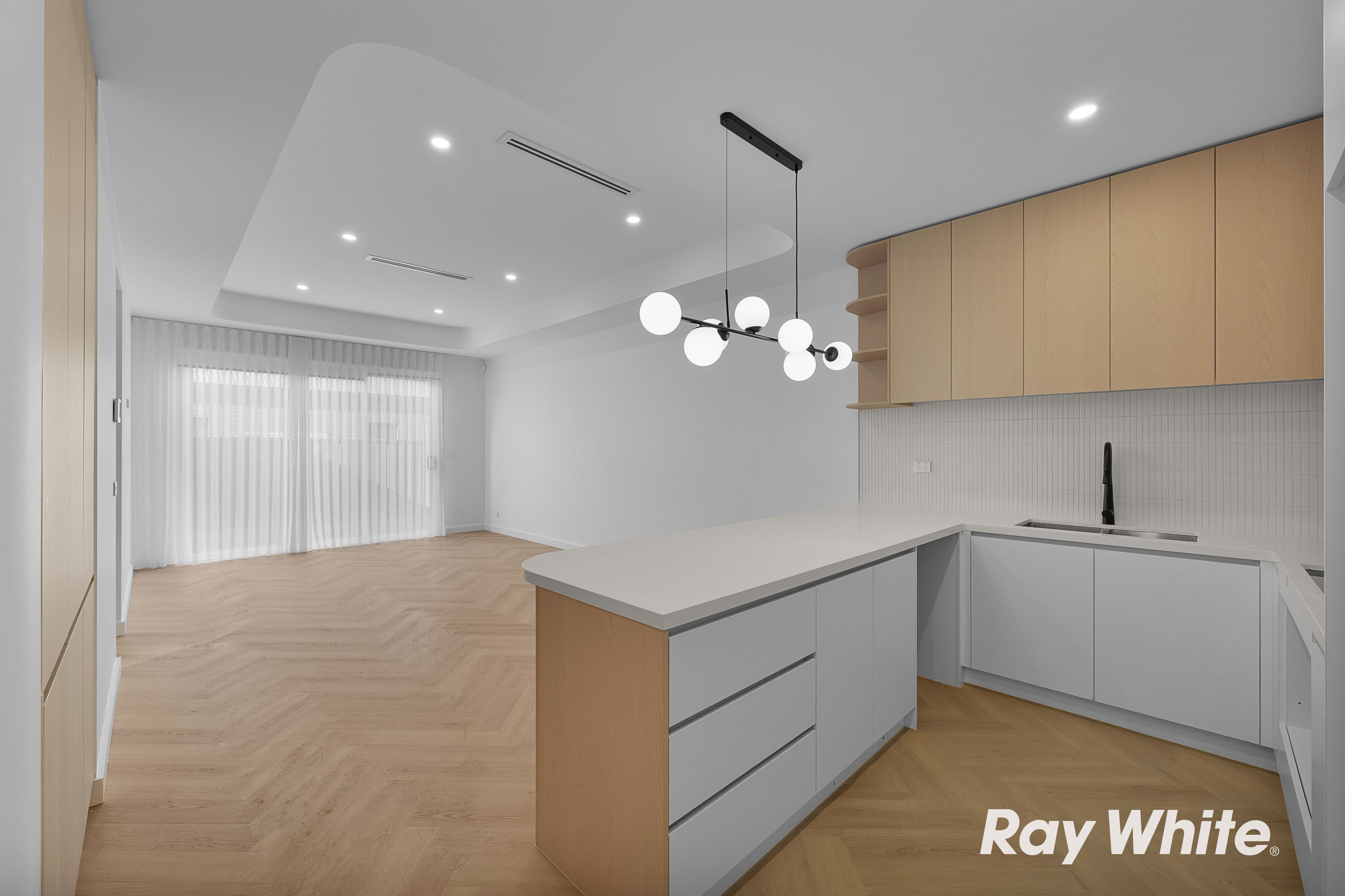 17 Diamond Street — photo 4 of 10
