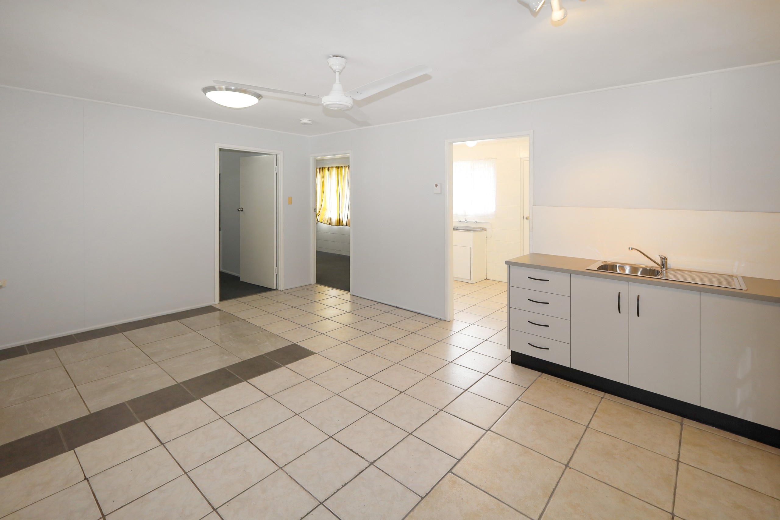 2/42 Range Road, Sarina, QLD 4737