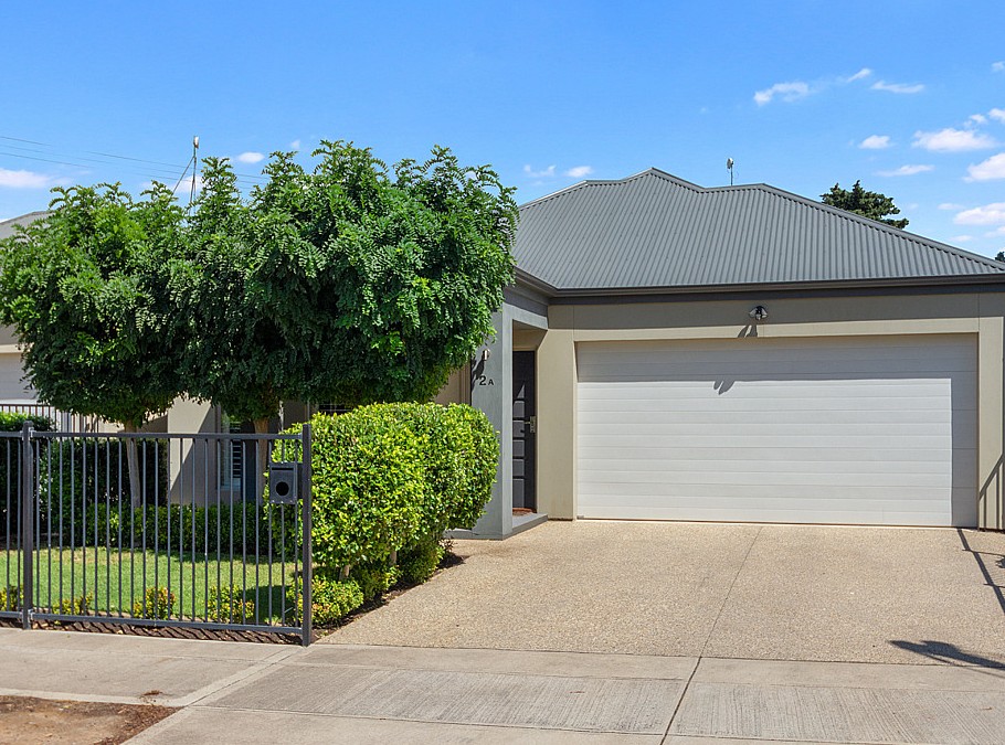 2A Edwards Avenue, Park Holme, SA 5043