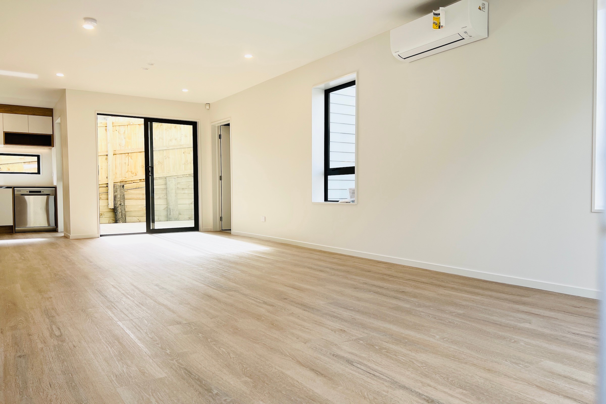 37C Rosedale Road, Pinehill, North Shore City