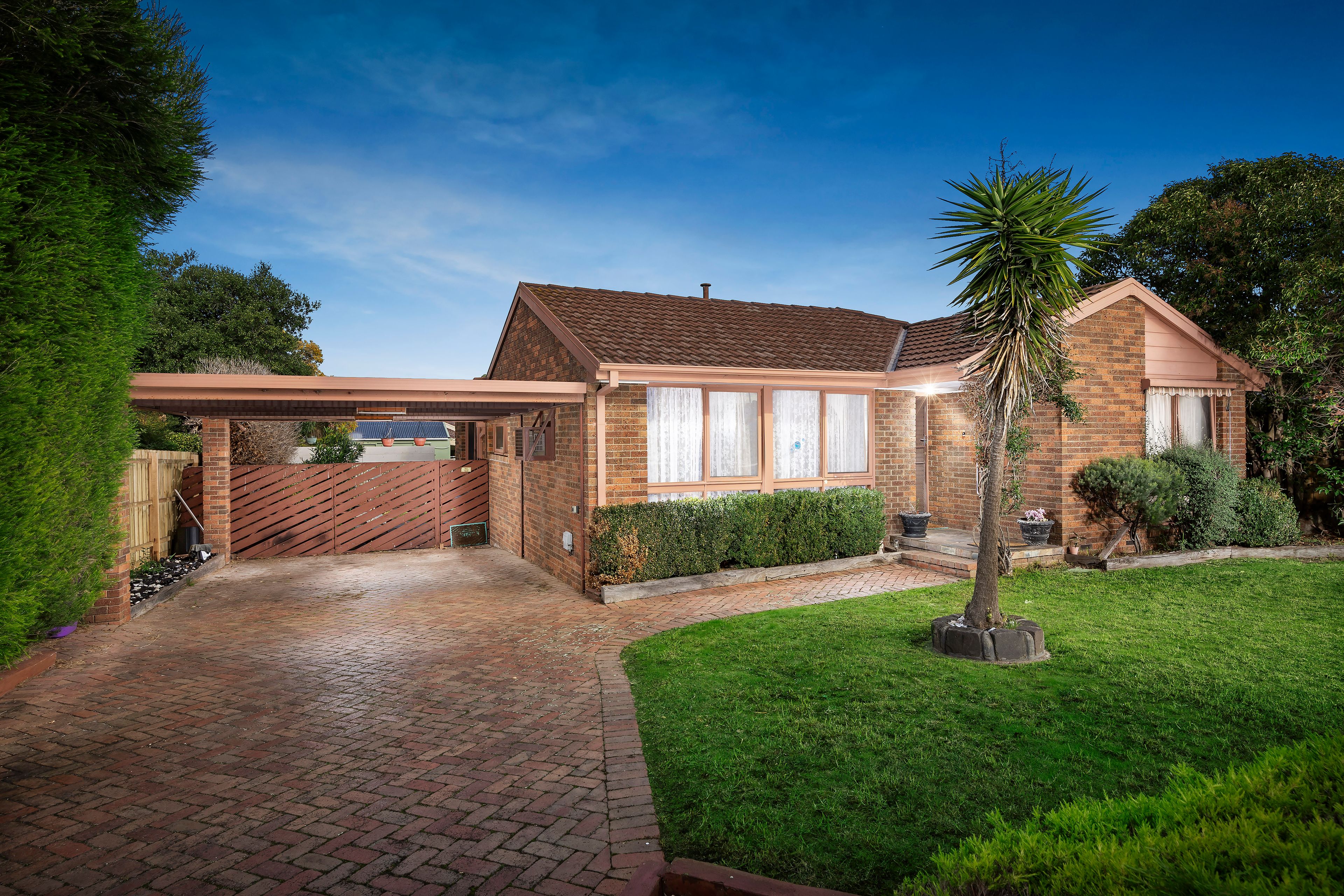 7 Christie Avenue, Mill Park VIC 3082