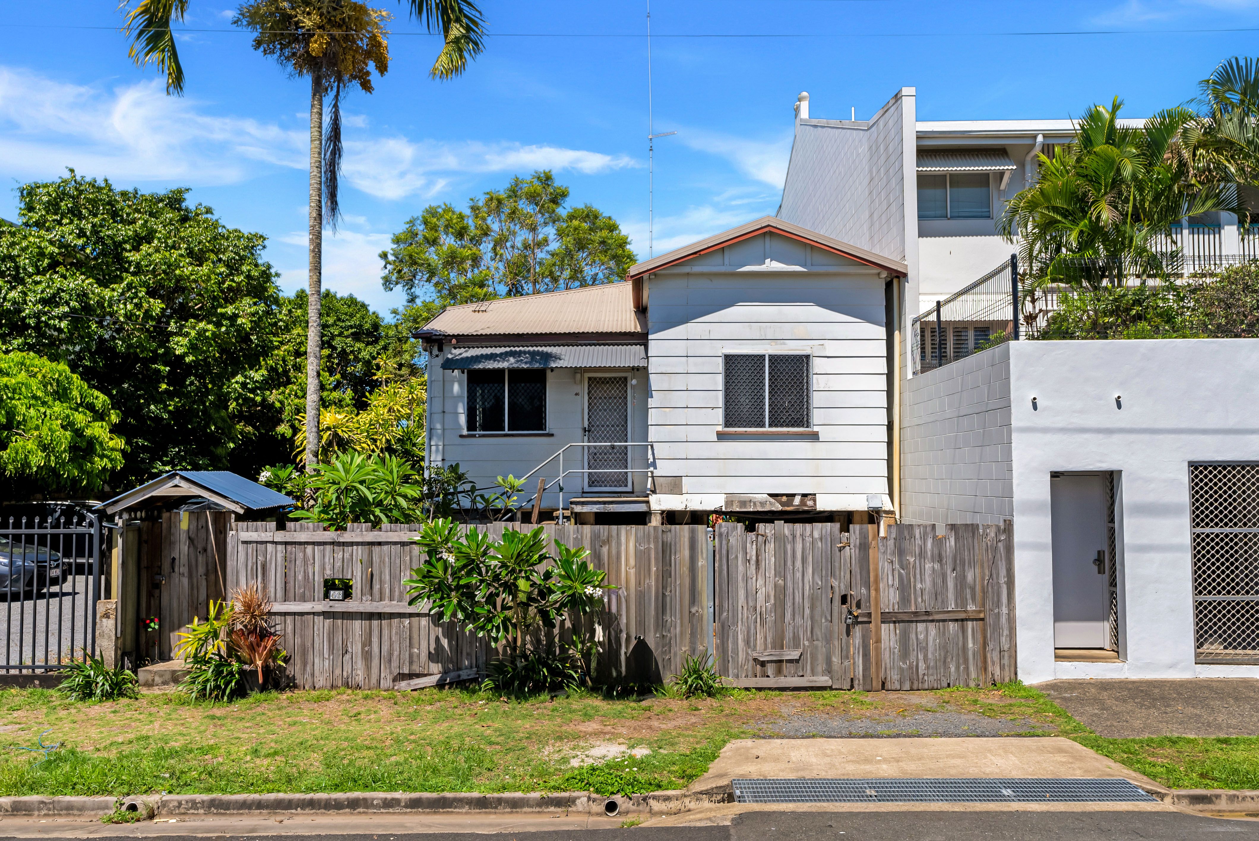 46 Water Street, Cairns City, QLD 4870