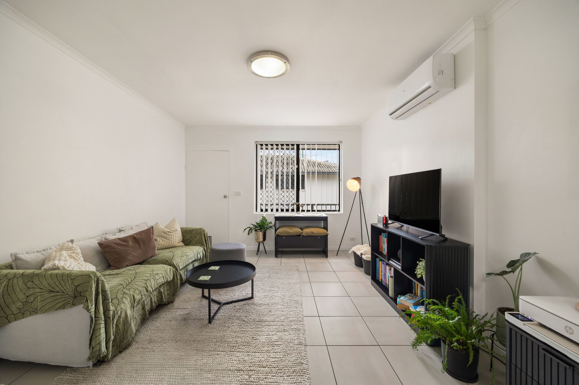2/498 Wynnum Road — photo 3 of 11