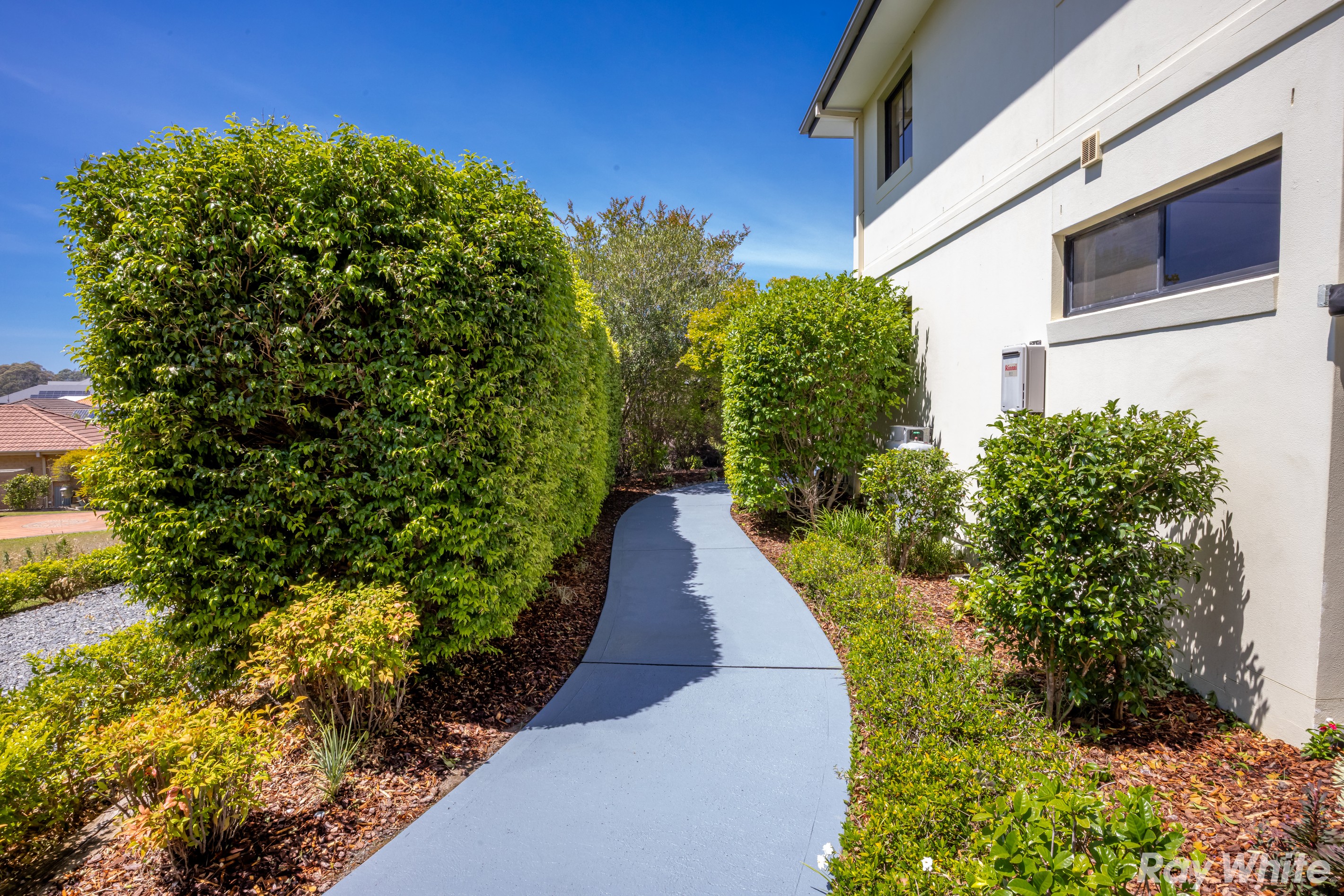 1/6 The Grove, Tallwoods Village, NSW 2430