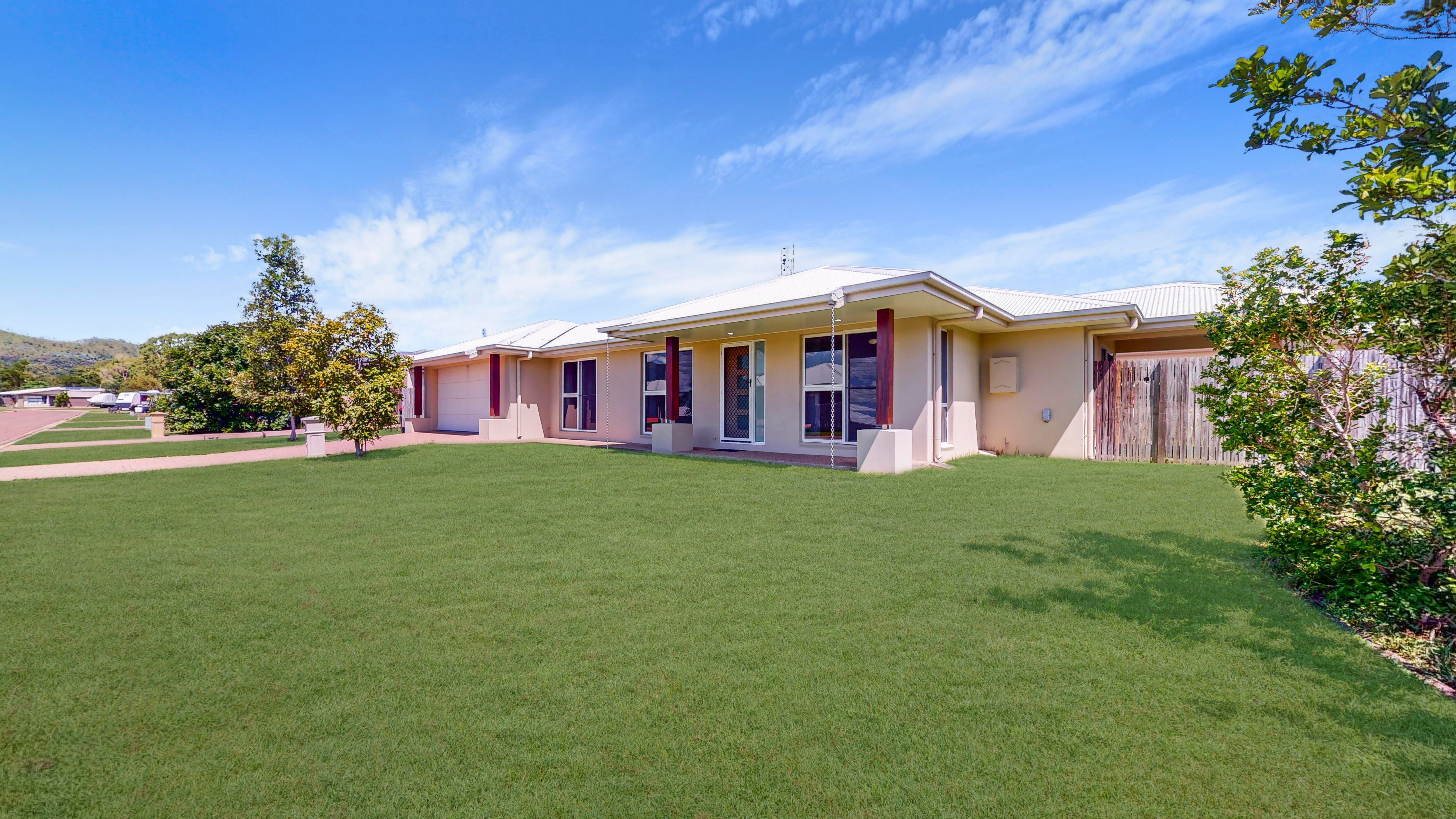 46 Hollanders Crescent, Kelso, QLD 4815 Leased House Ray White