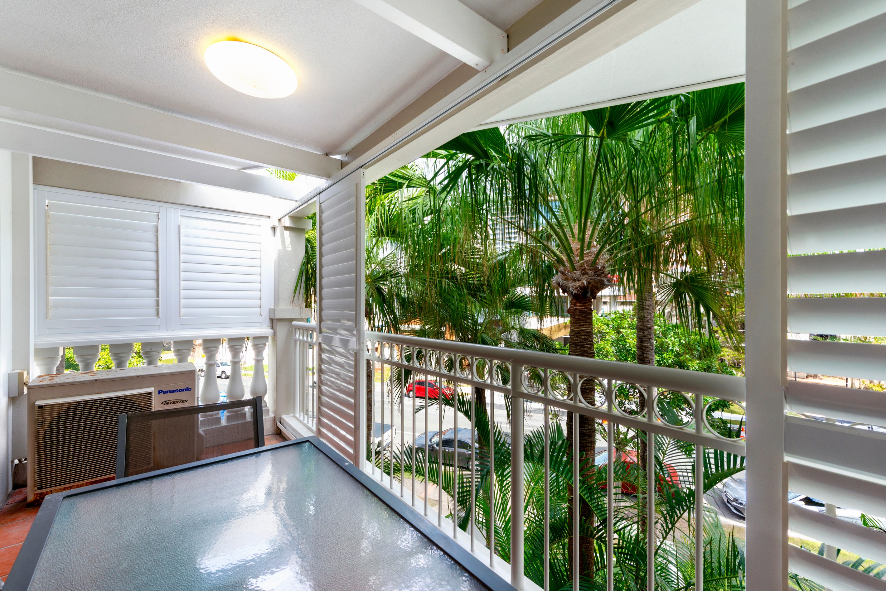 11/122-130 Old Burleigh Road, Broadbeach, QLD 4218