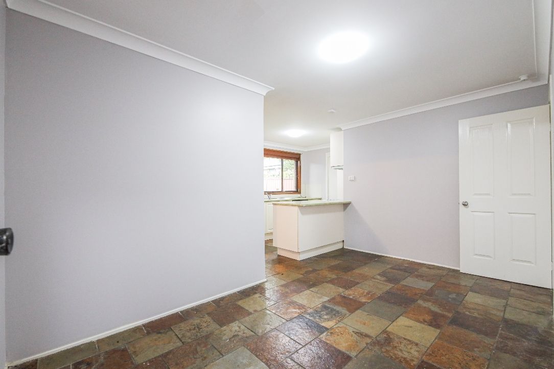 38 Trinity Drive, Cambridge Gardens, NSW