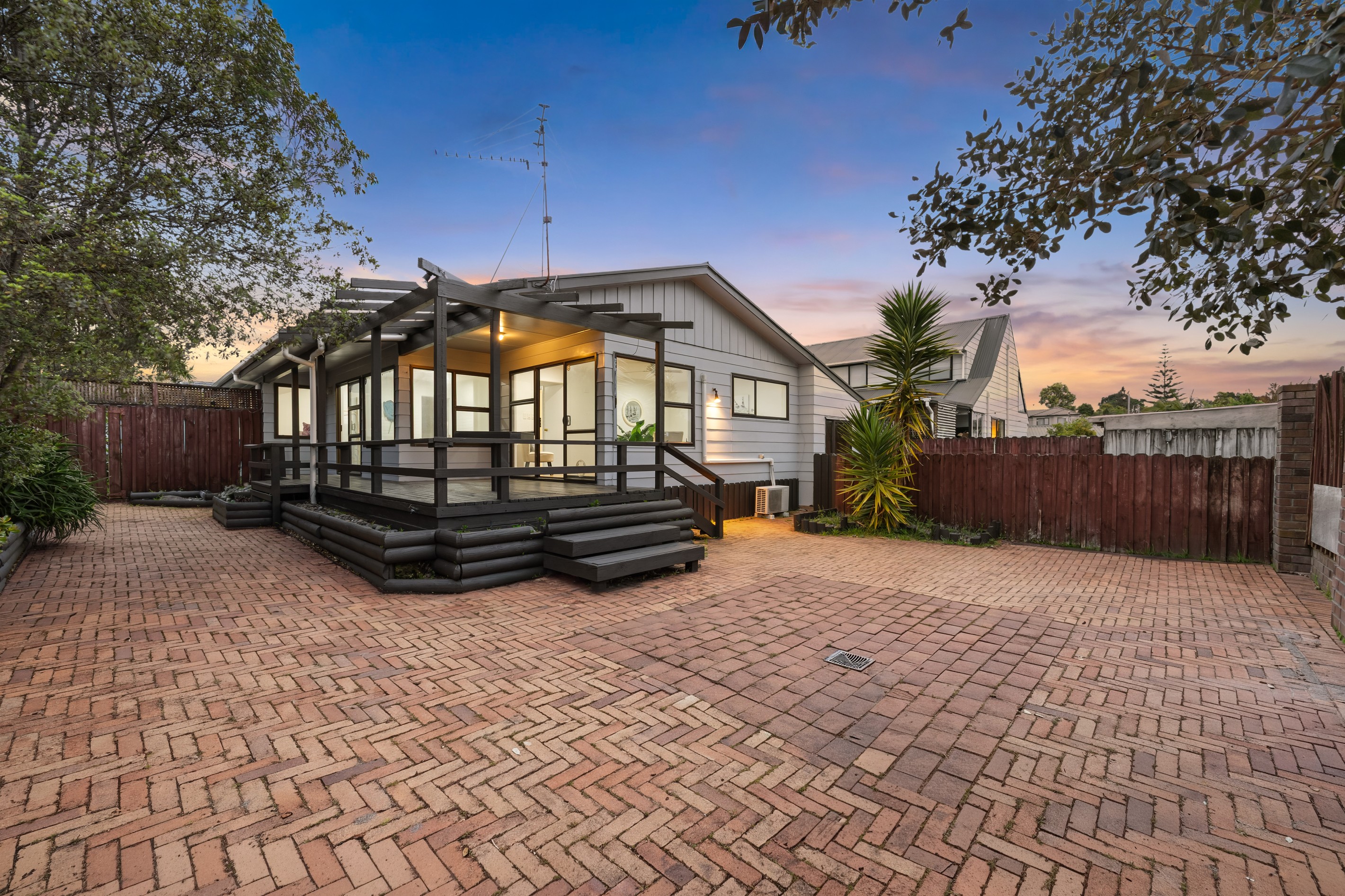 1/17 Rosier Road, Glen Eden, Waitakere City