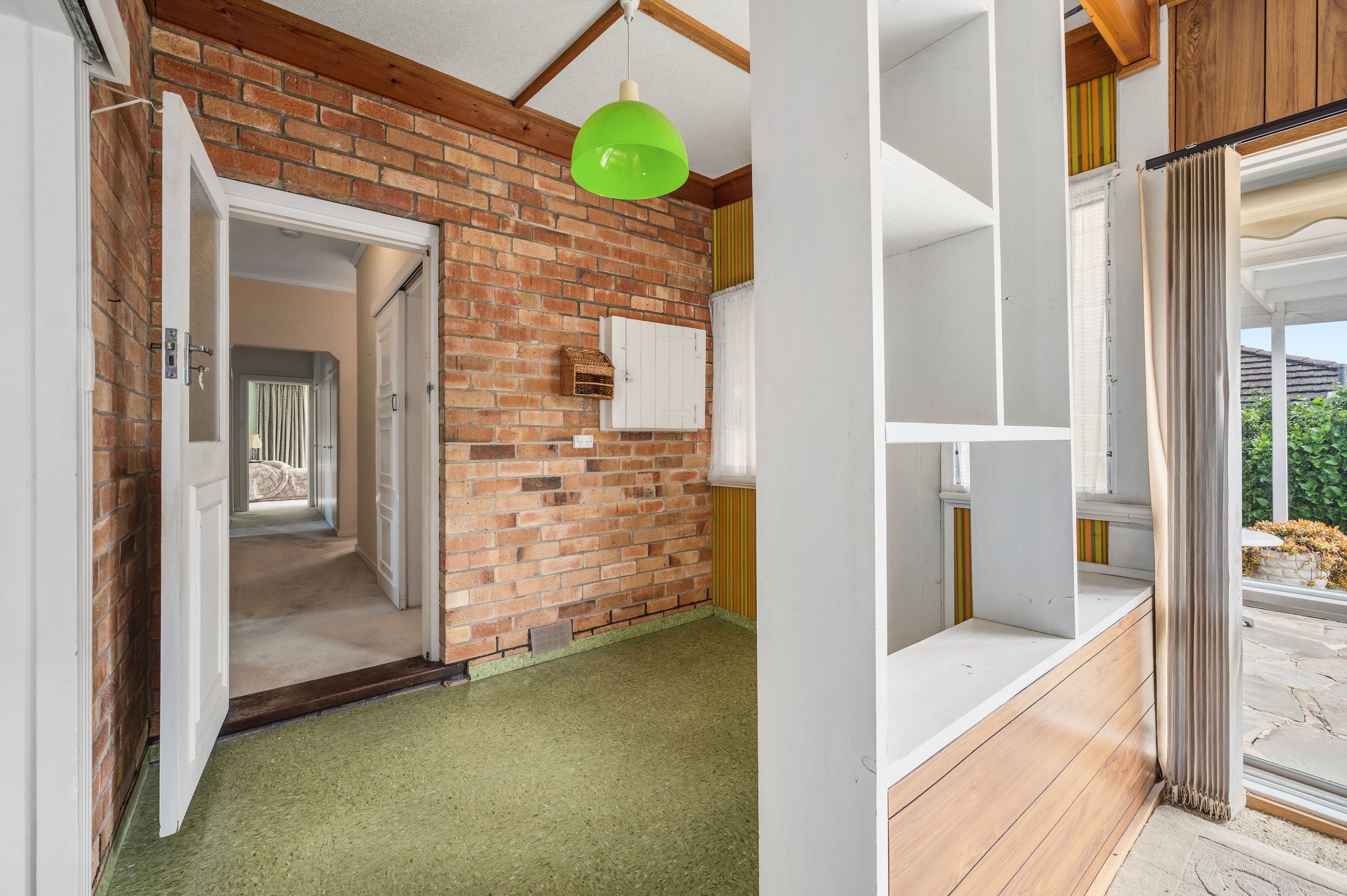 8 Torrens Street — photo 12 of 17