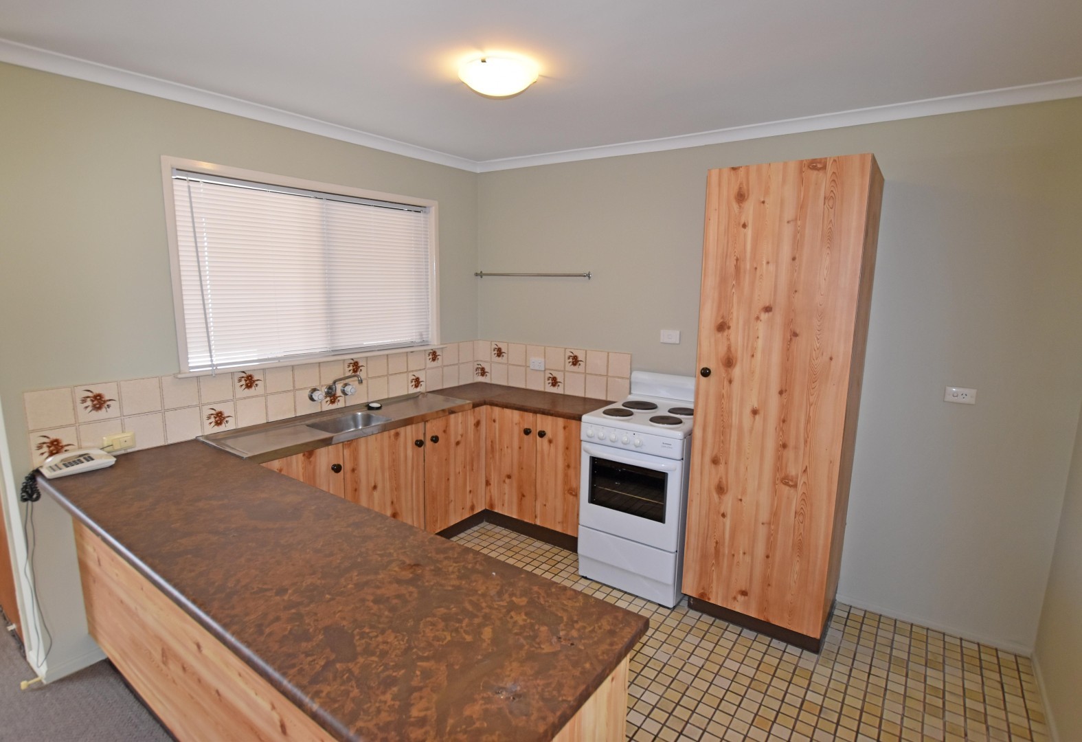 4a Camille Street, Clinton, QLD 4680