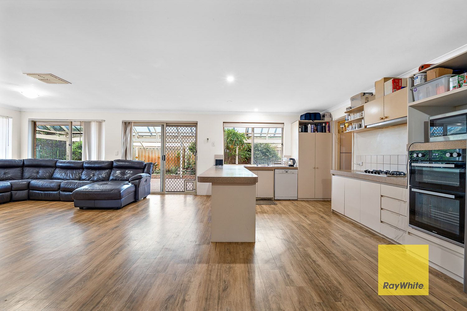 9 Goodwood Way — photo 4 of 19