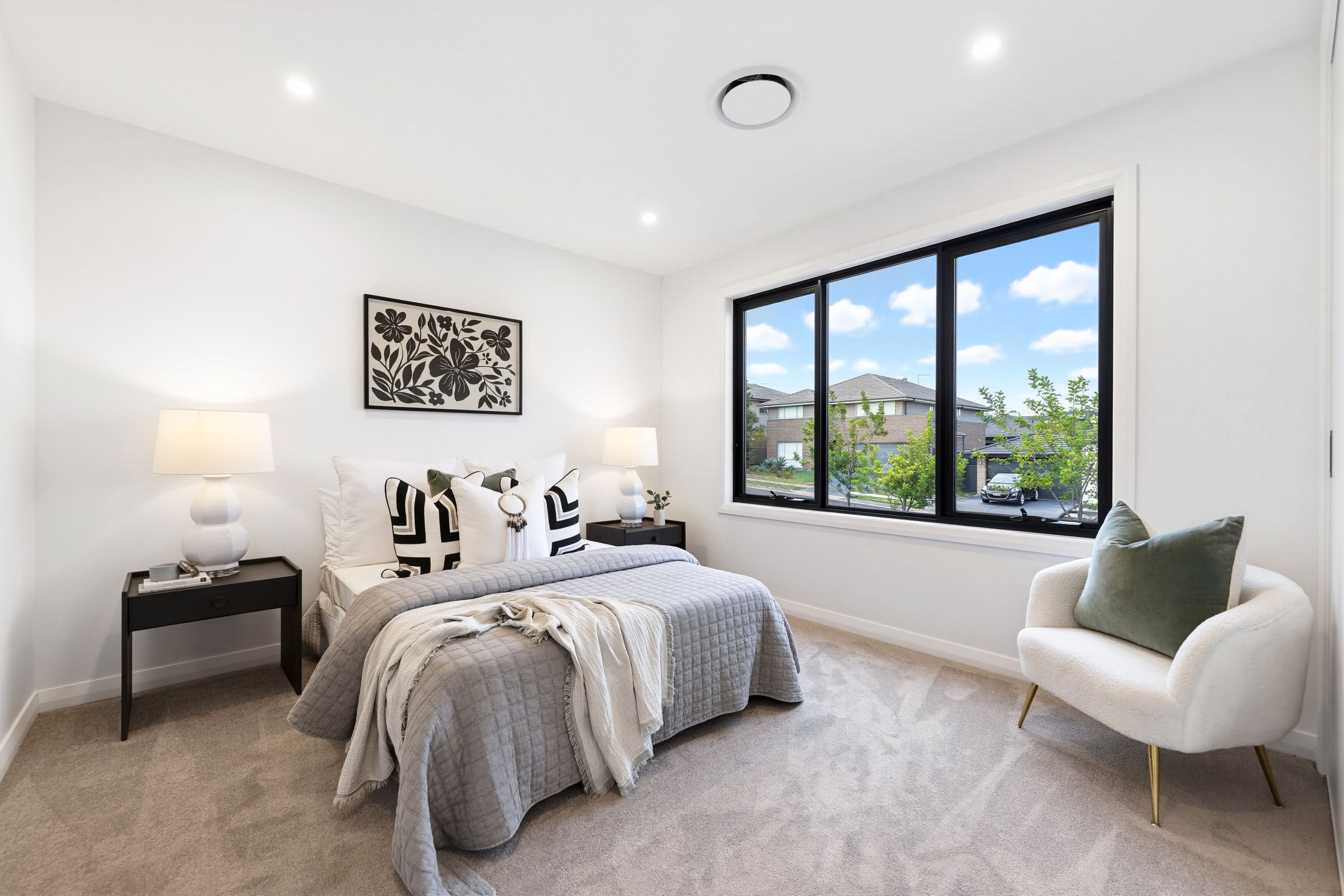 135 Carisbrook Street — photo 14 of 24