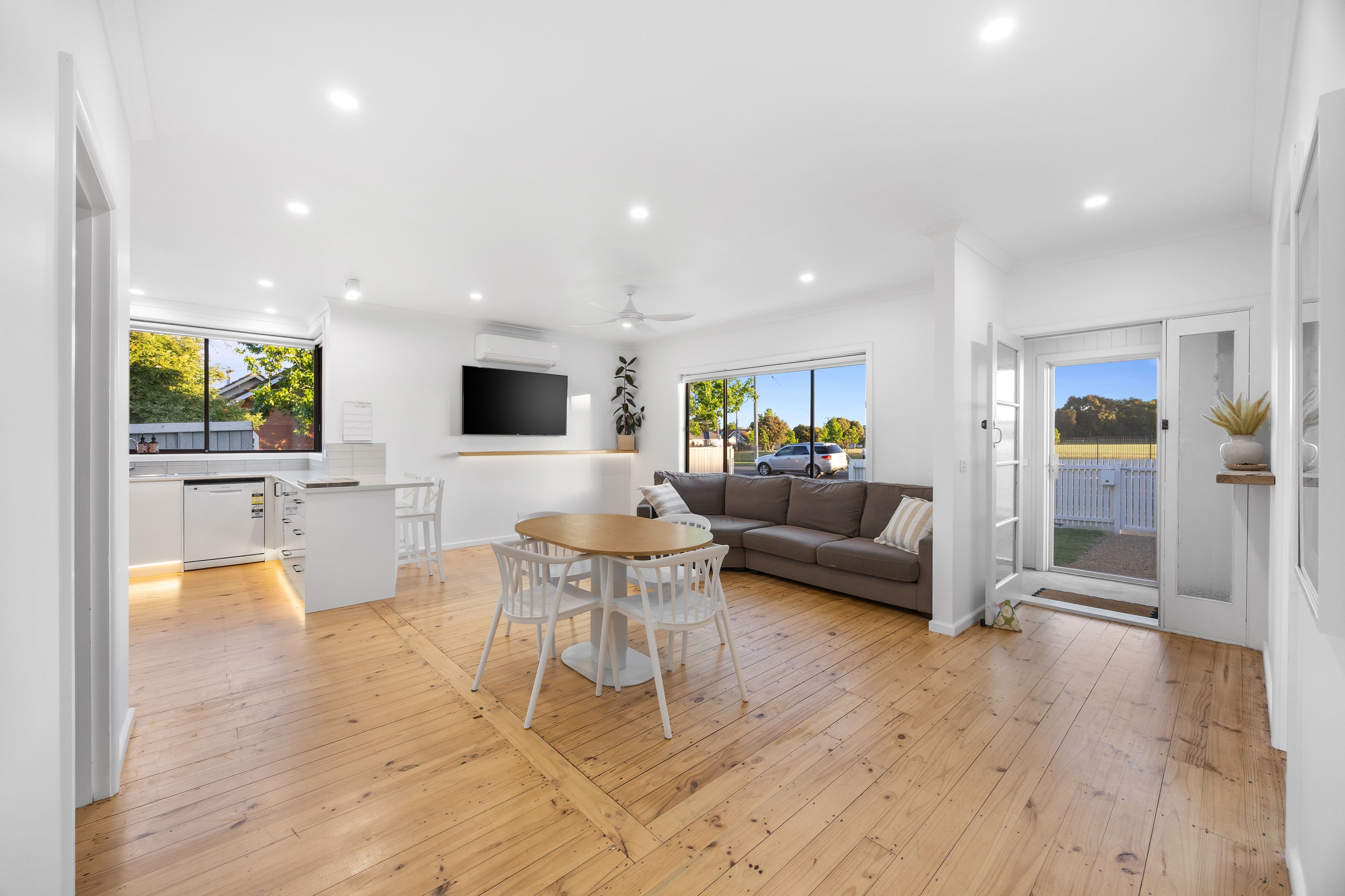 1100 Norman Street, Wendouree, VIC 3355