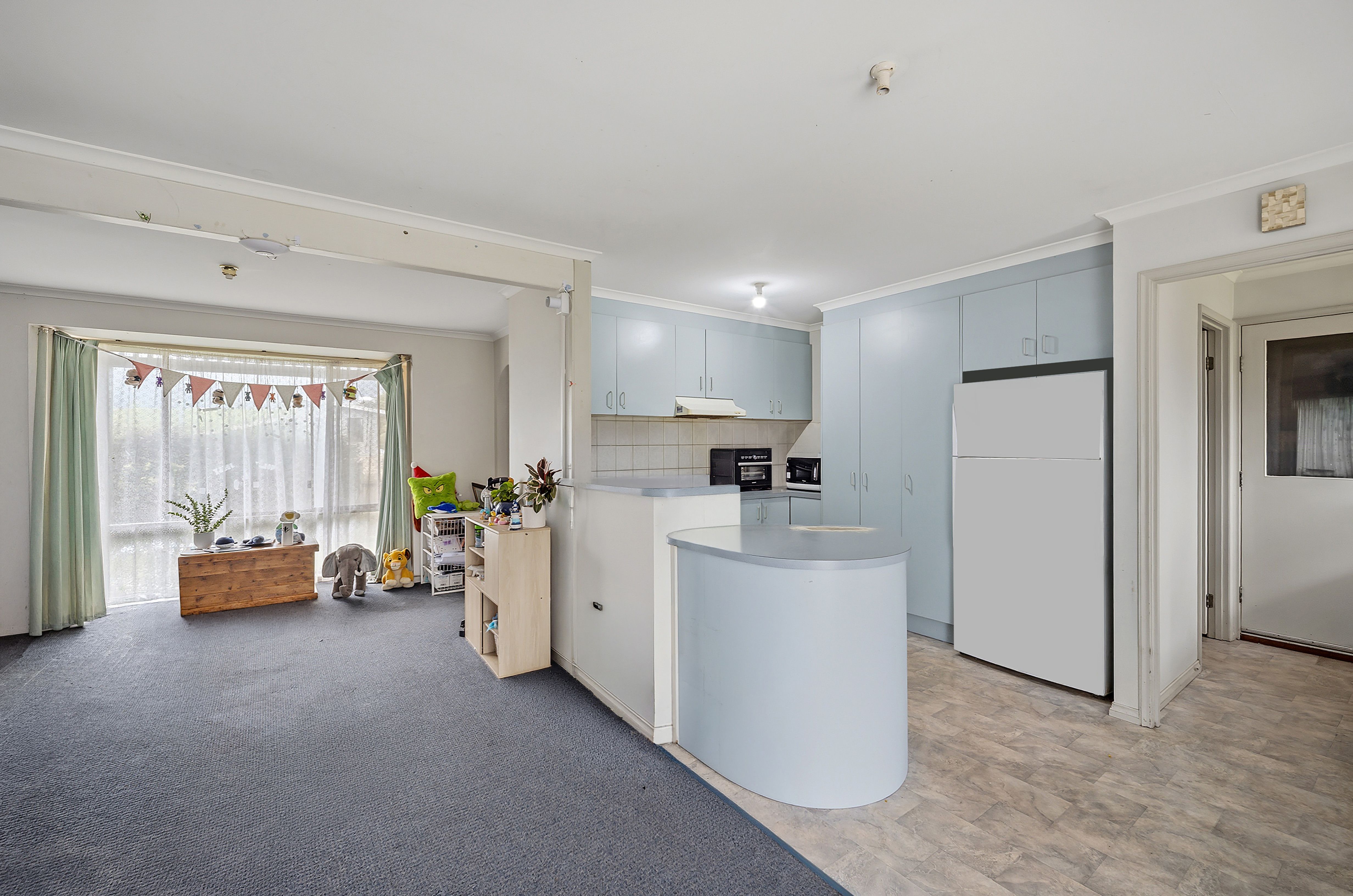 47 Merrivale Drive — photo 4 of 13
