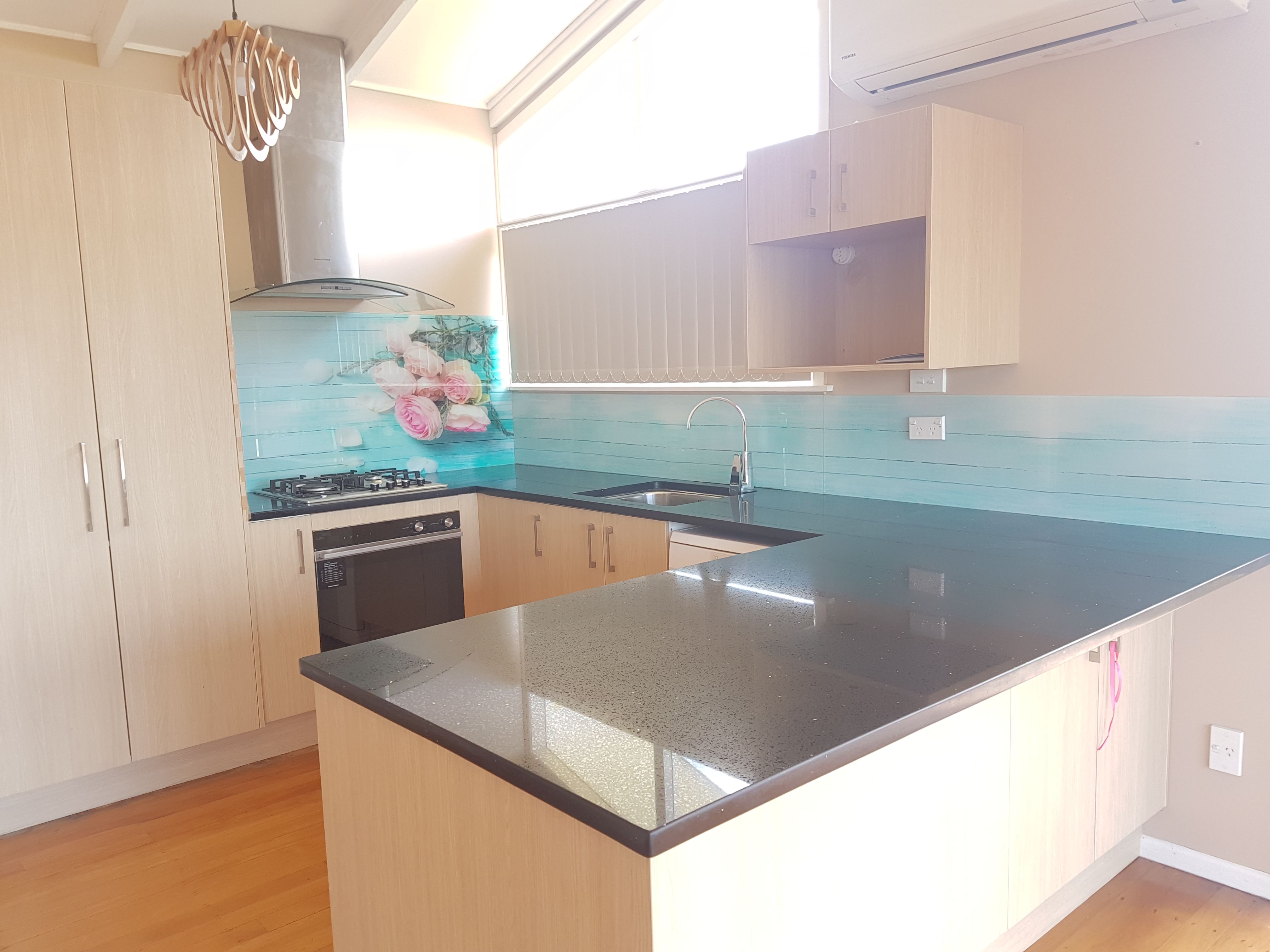 384 Glenfield Road, Glenfield, North Shore City