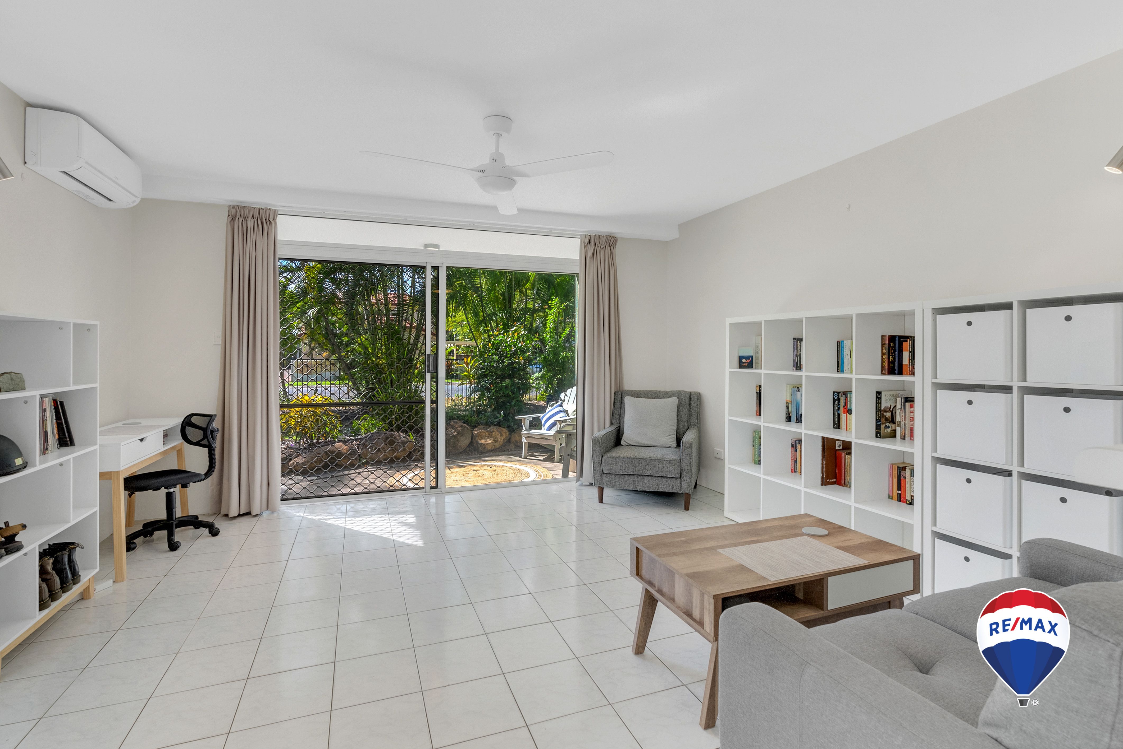 28/1-19 Poinciana Street, Holloways Beach, QLD 4878