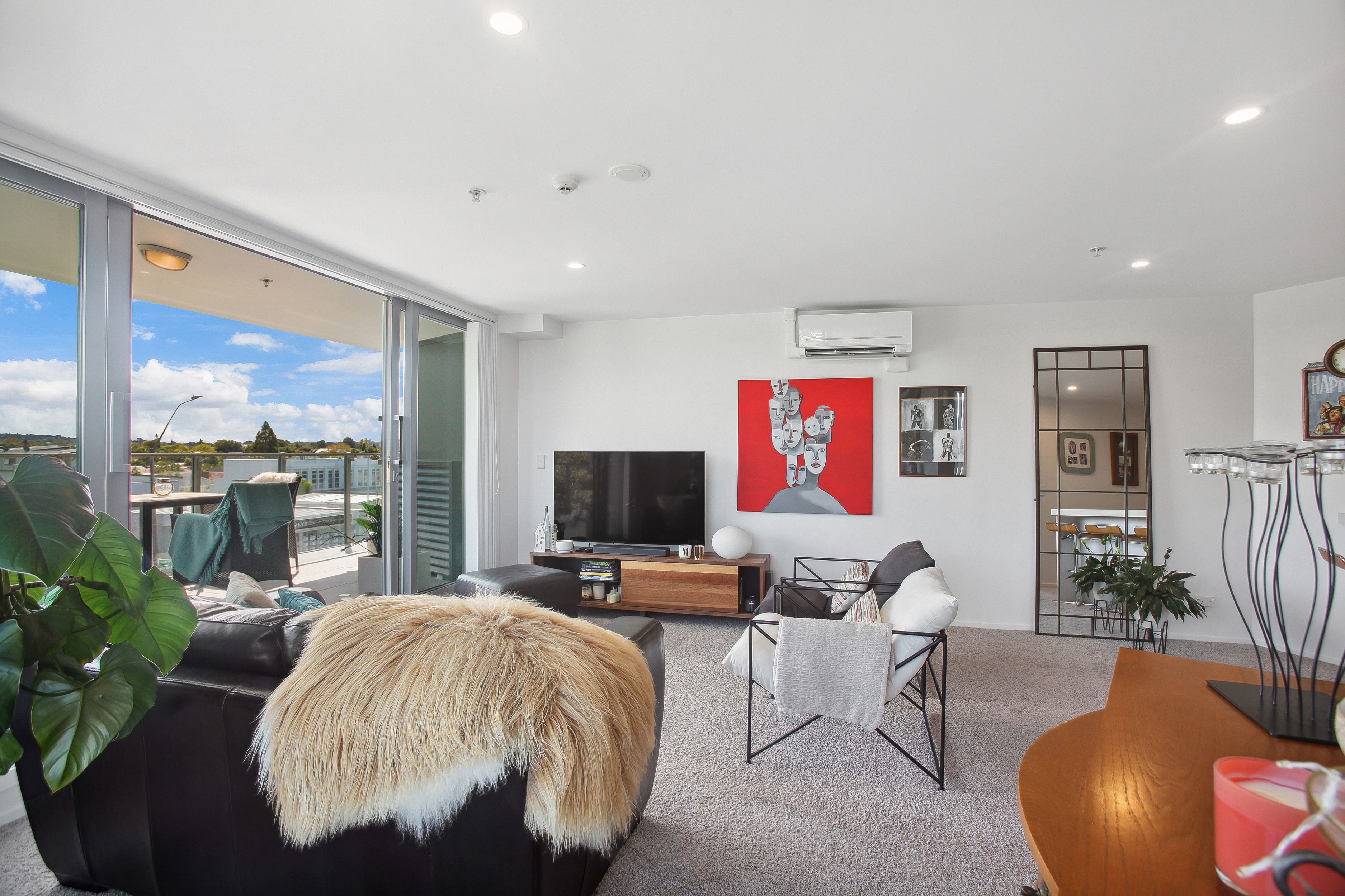 2A/84 Gunner Drive, Te Atatu Peninsula, Waitakere City