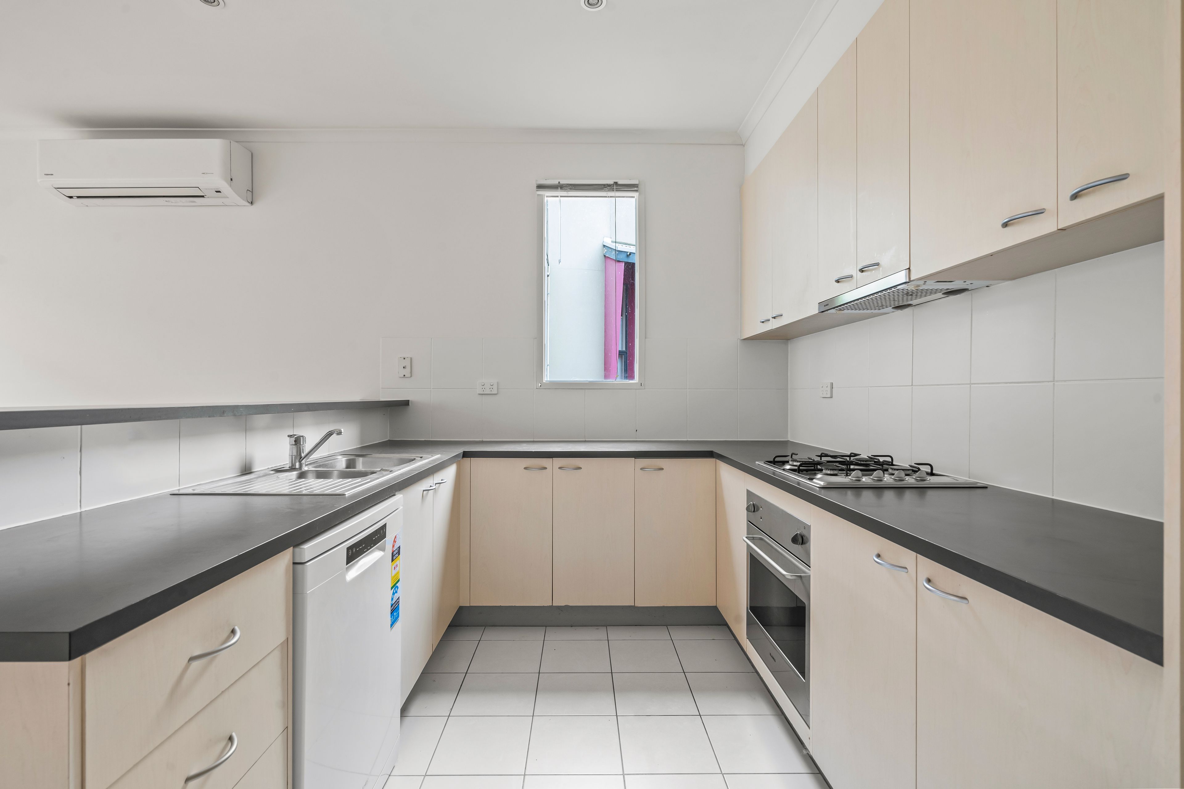 2/26 Jean Street, Cheltenham, VIC 3192