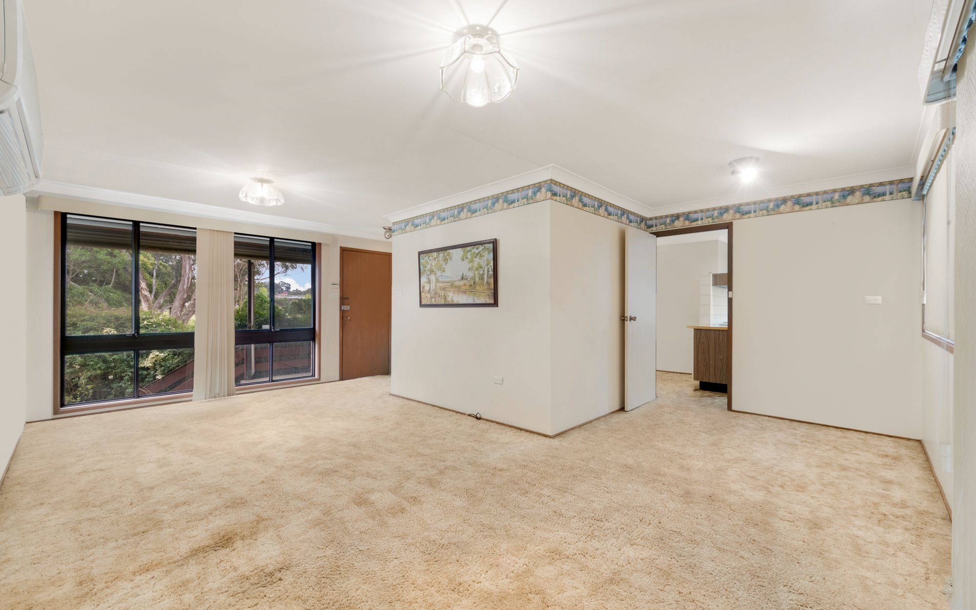 70 Stromeferry Crescent, St Andrews, NSW 2566